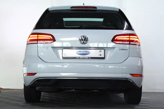 Volkswagen Golf view 7