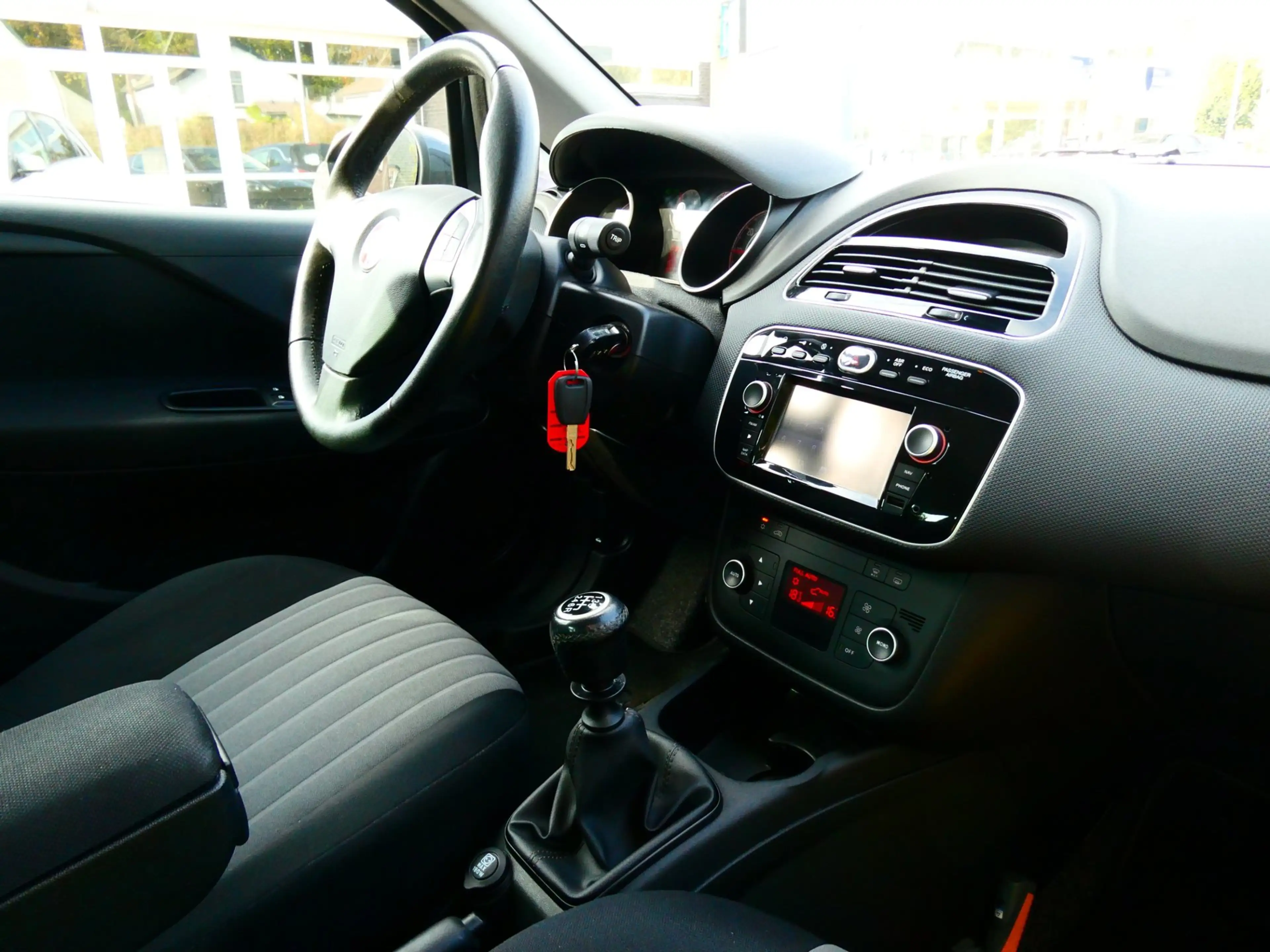 Fiat Punto Evo 0.9 TwinAir 100pk 1e eig. 5-deurs 75.000km. Clima — photo 10
