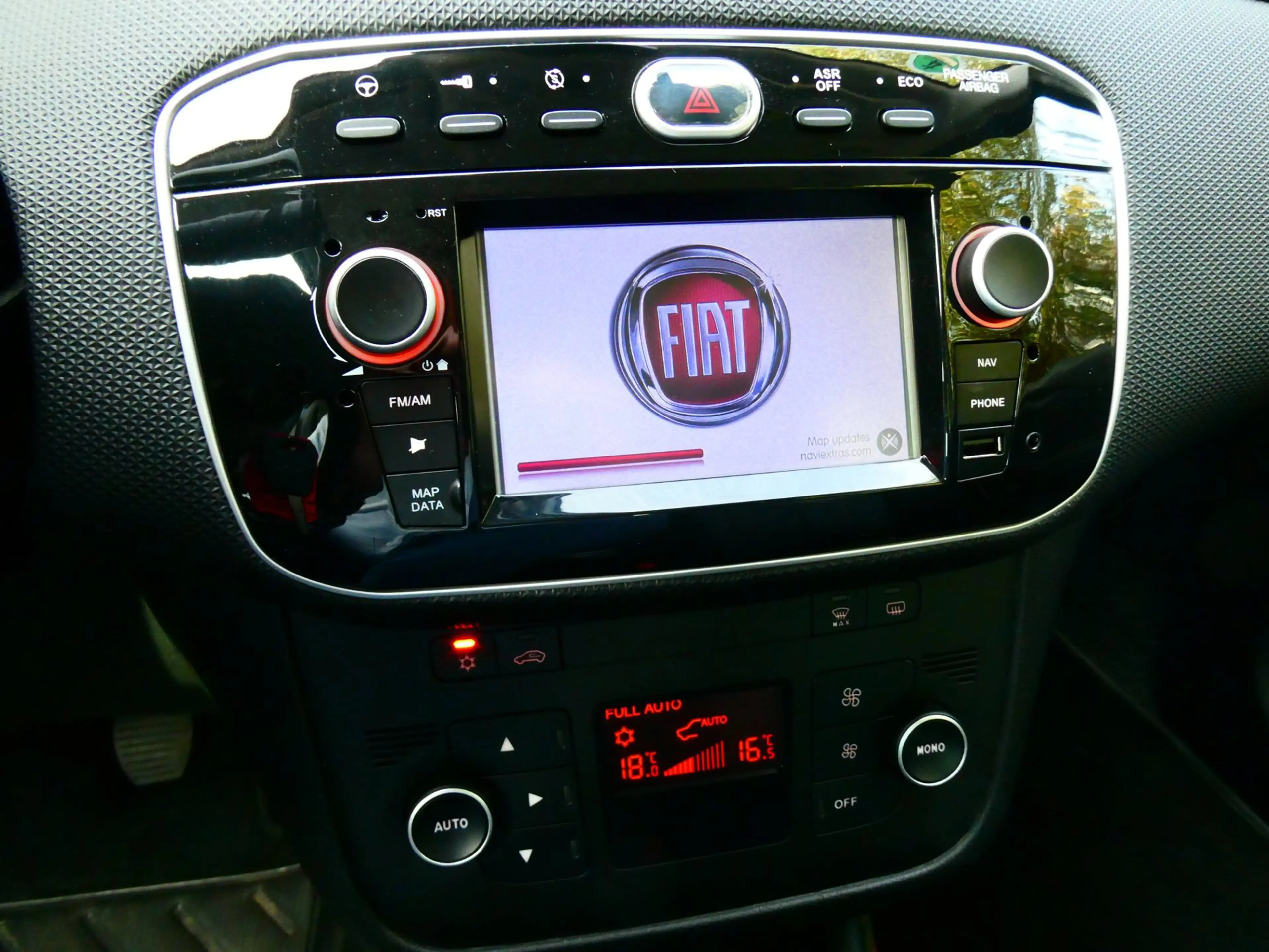 Fiat Punto Evo 0.9 TwinAir 100pk 1e eig. 5-deurs 75.000km. Clima — photo 11