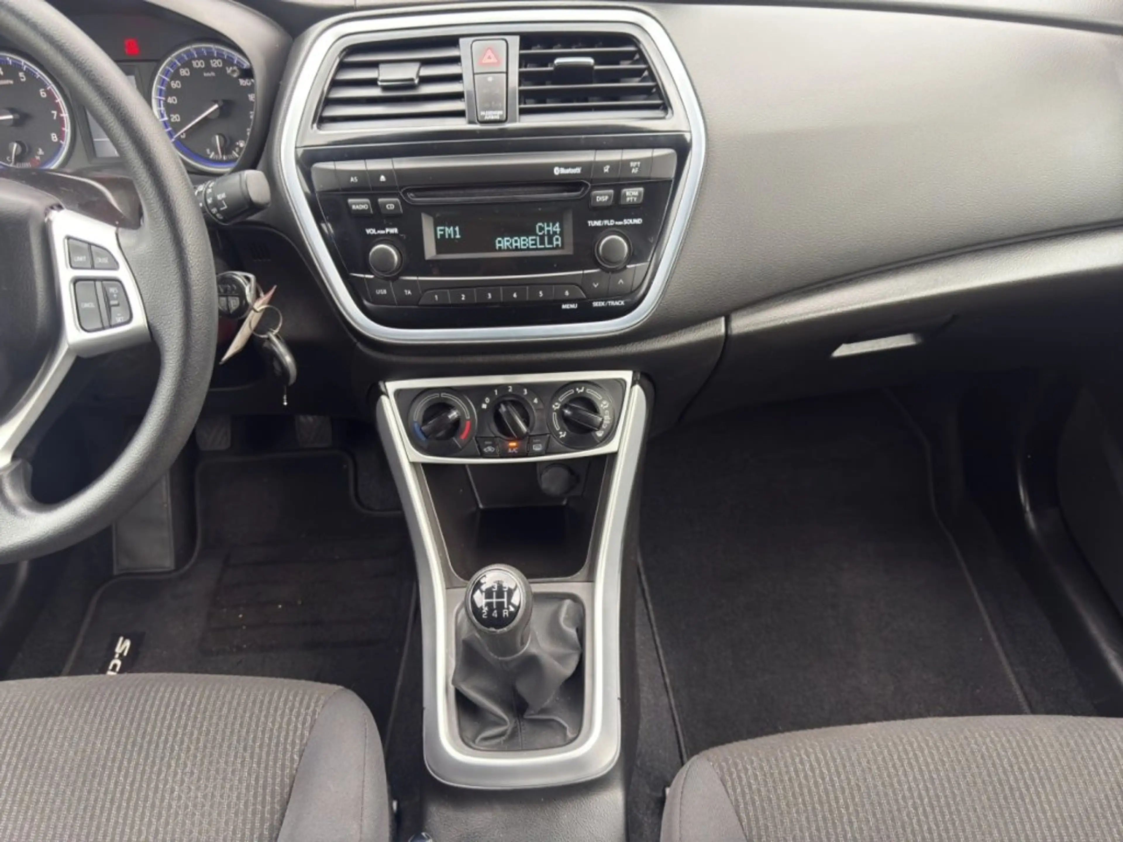 Suzuki SX4 S-Cross 1.0 DITC — photo 10