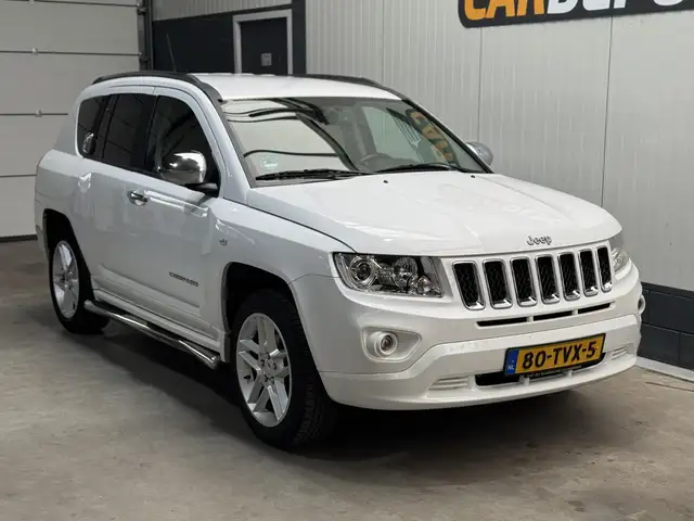 Jeep Compass view 3