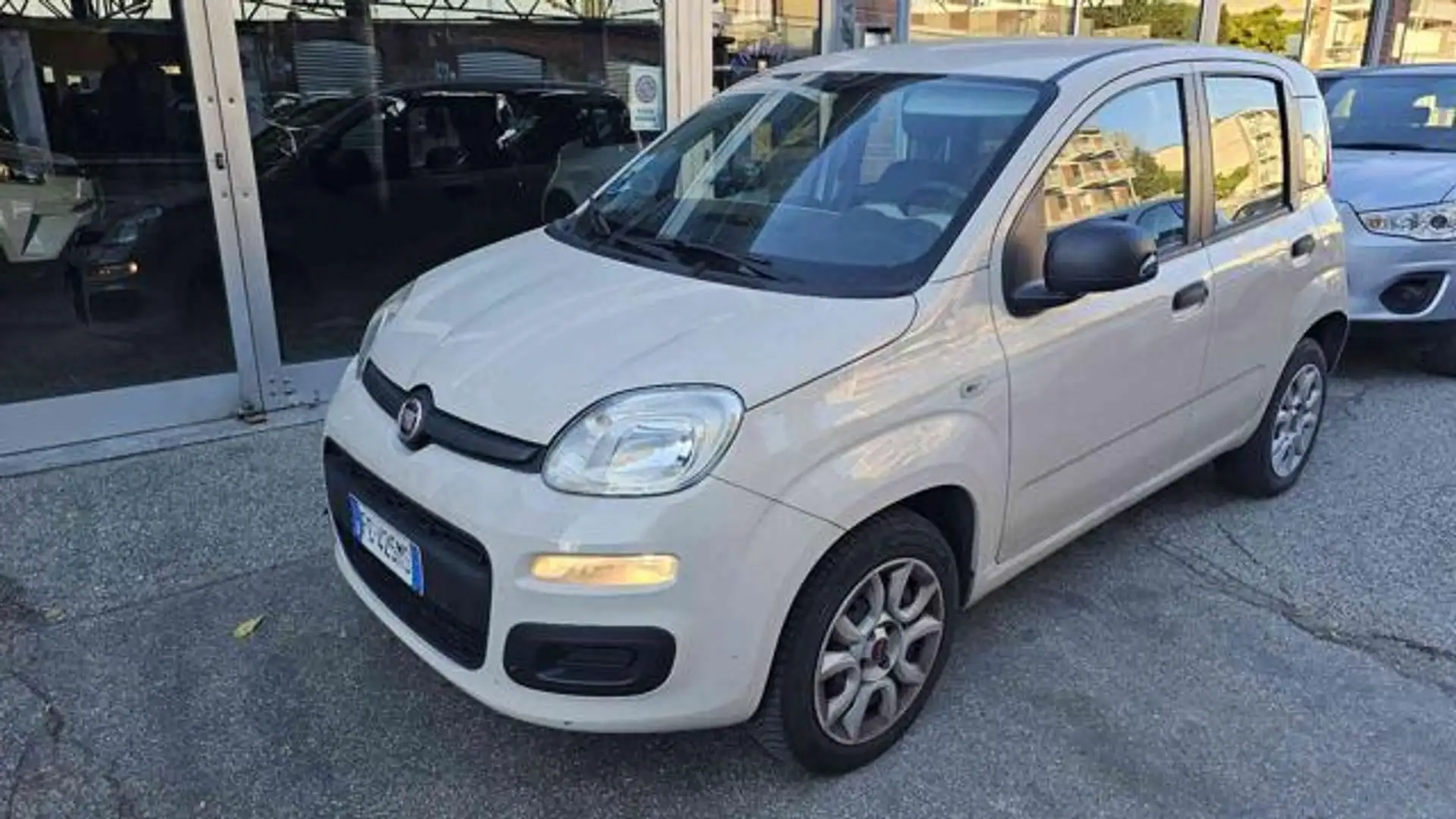 Fiat Panda 0.9 TwinAir Turbo Natural Power Easy Weiß - 2