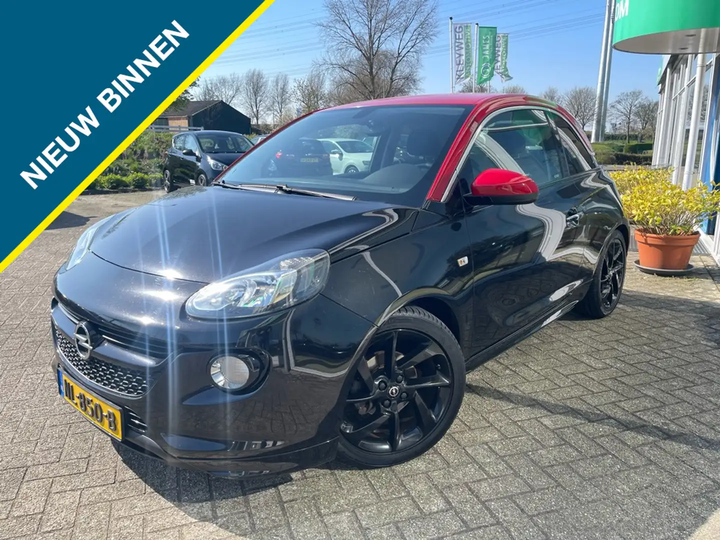 Opel Adam 1.0 Turbo Unlimited, OPC Pack, Carplay, PDC, 17"in Zwart - 1
