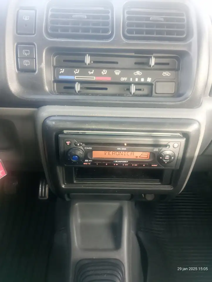 Suzuki Jimny 1.3 JX 2WD, foto 8