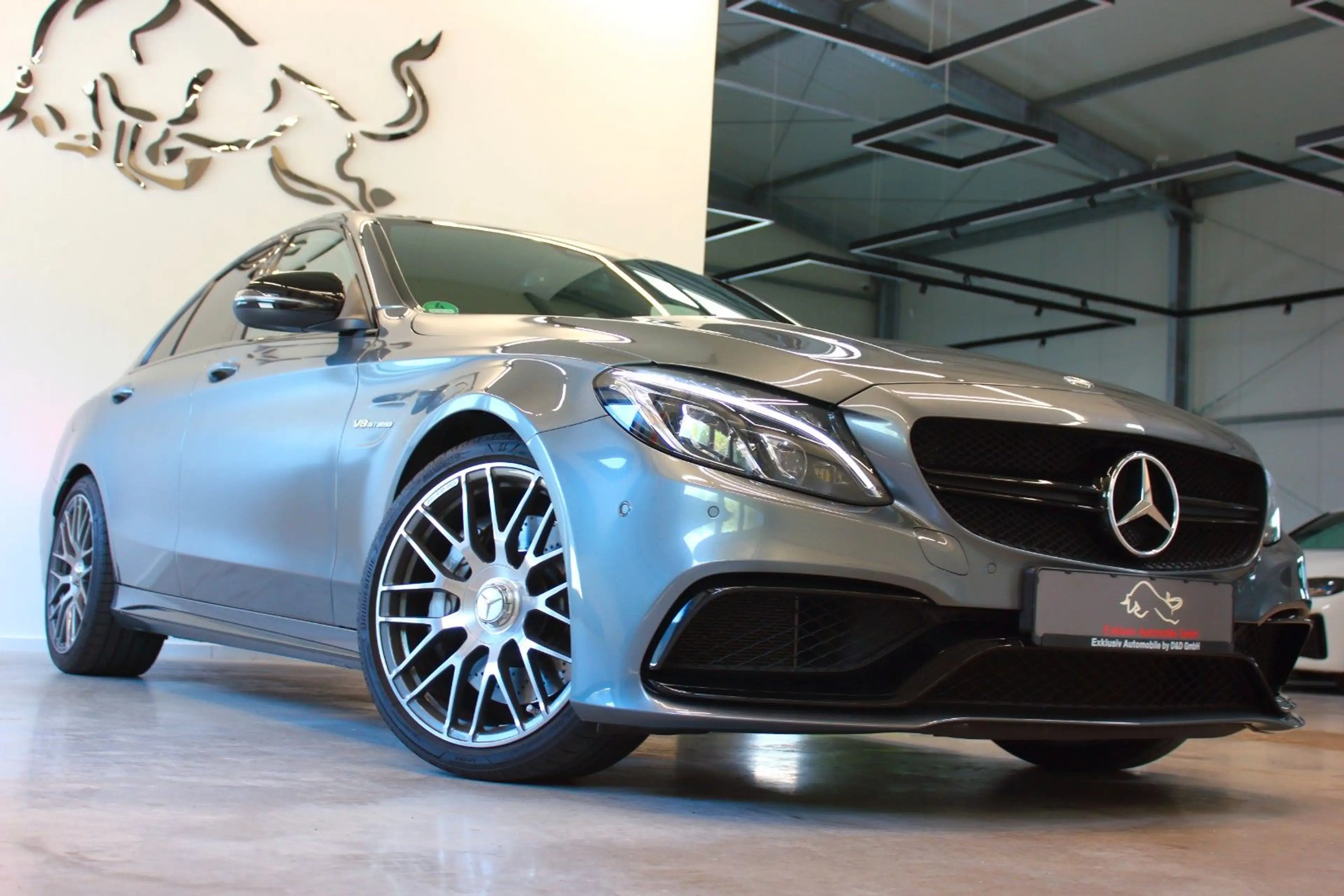 Mercedes-Benz C 63 AMG limo~UNFALLFREI+DEUTSCH+S-HEFT~2Hd — photo 3