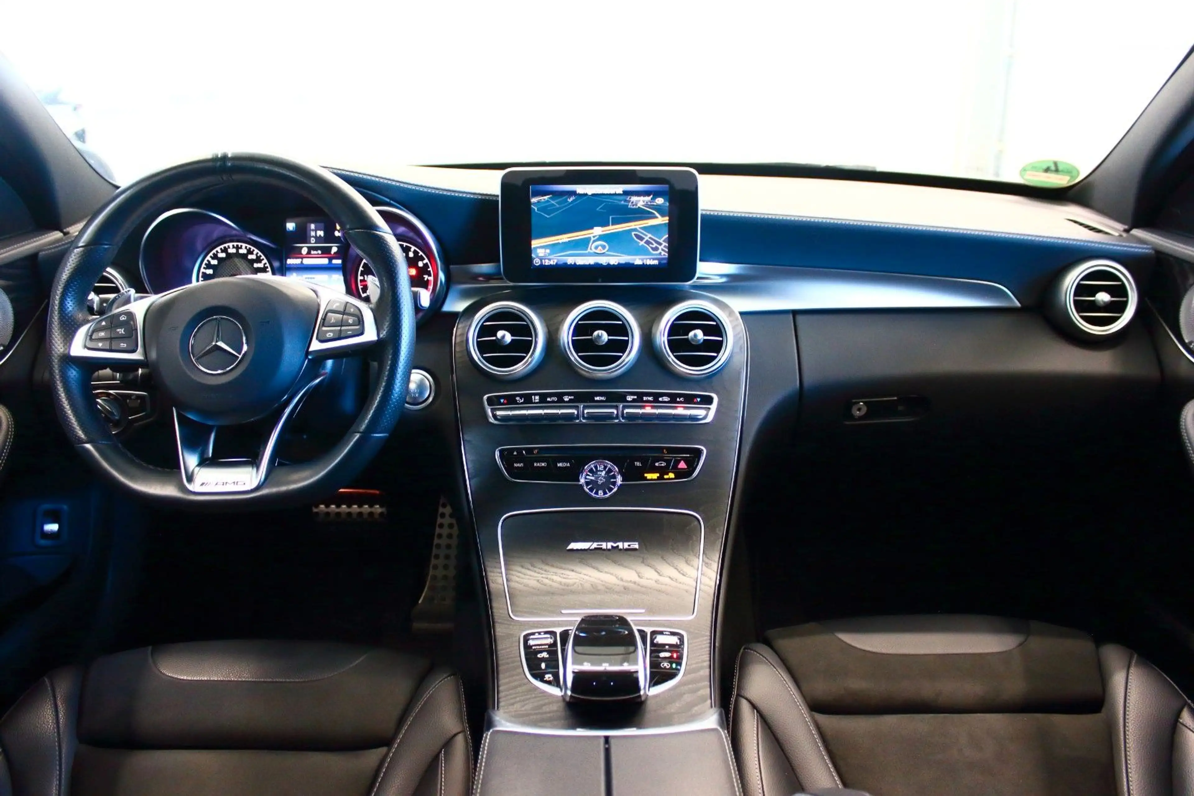 Mercedes-Benz C 63 AMG limo~UNFALLFREI+DEUTSCH+S-HEFT~2Hd — photo 14