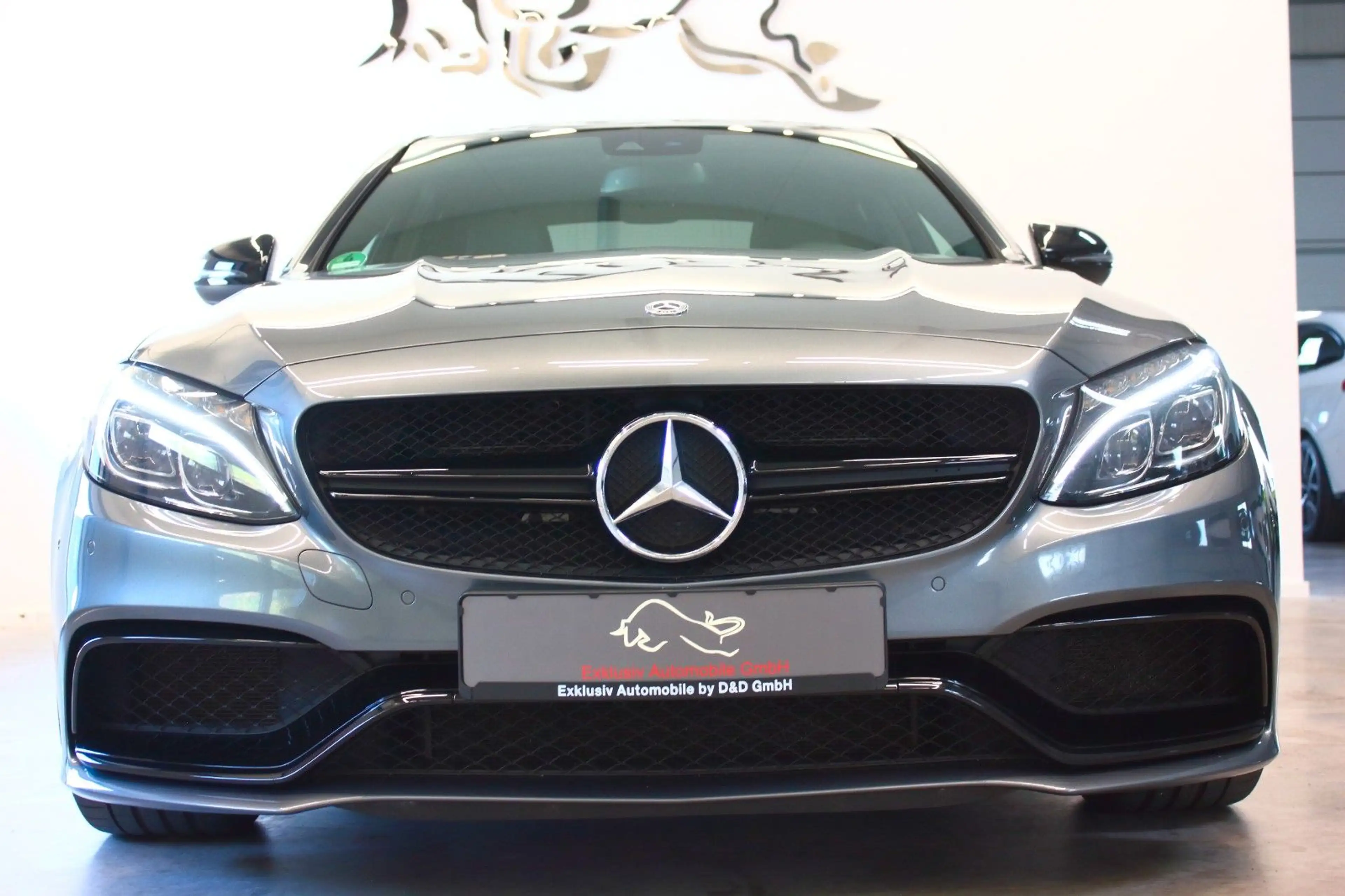 Mercedes-Benz C 63 AMG limo~UNFALLFREI+DEUTSCH+S-HEFT~2Hd — photo 2