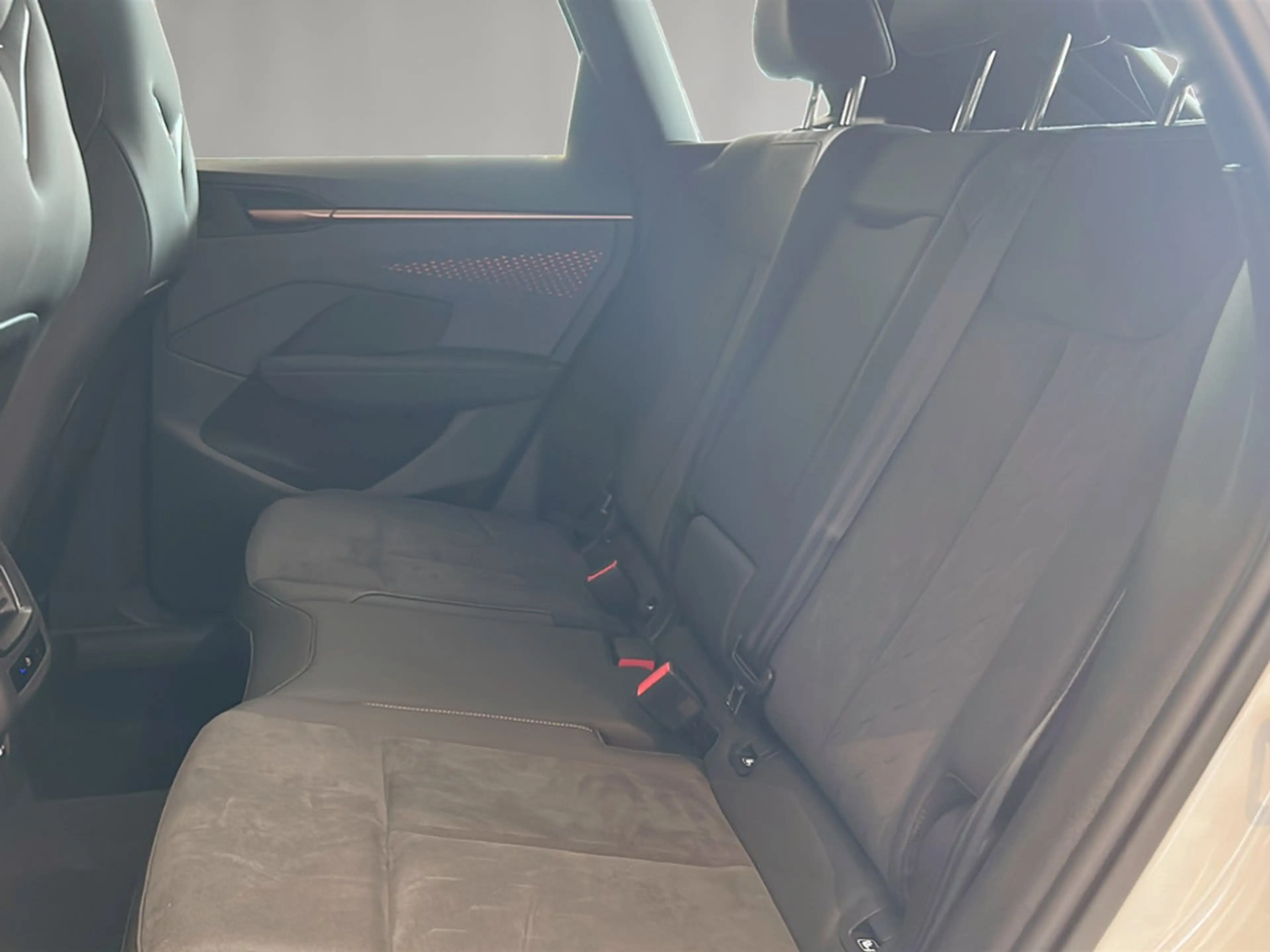 CUPRA Terramar 1.5 e-TSI 150 PS DSG — photo 11