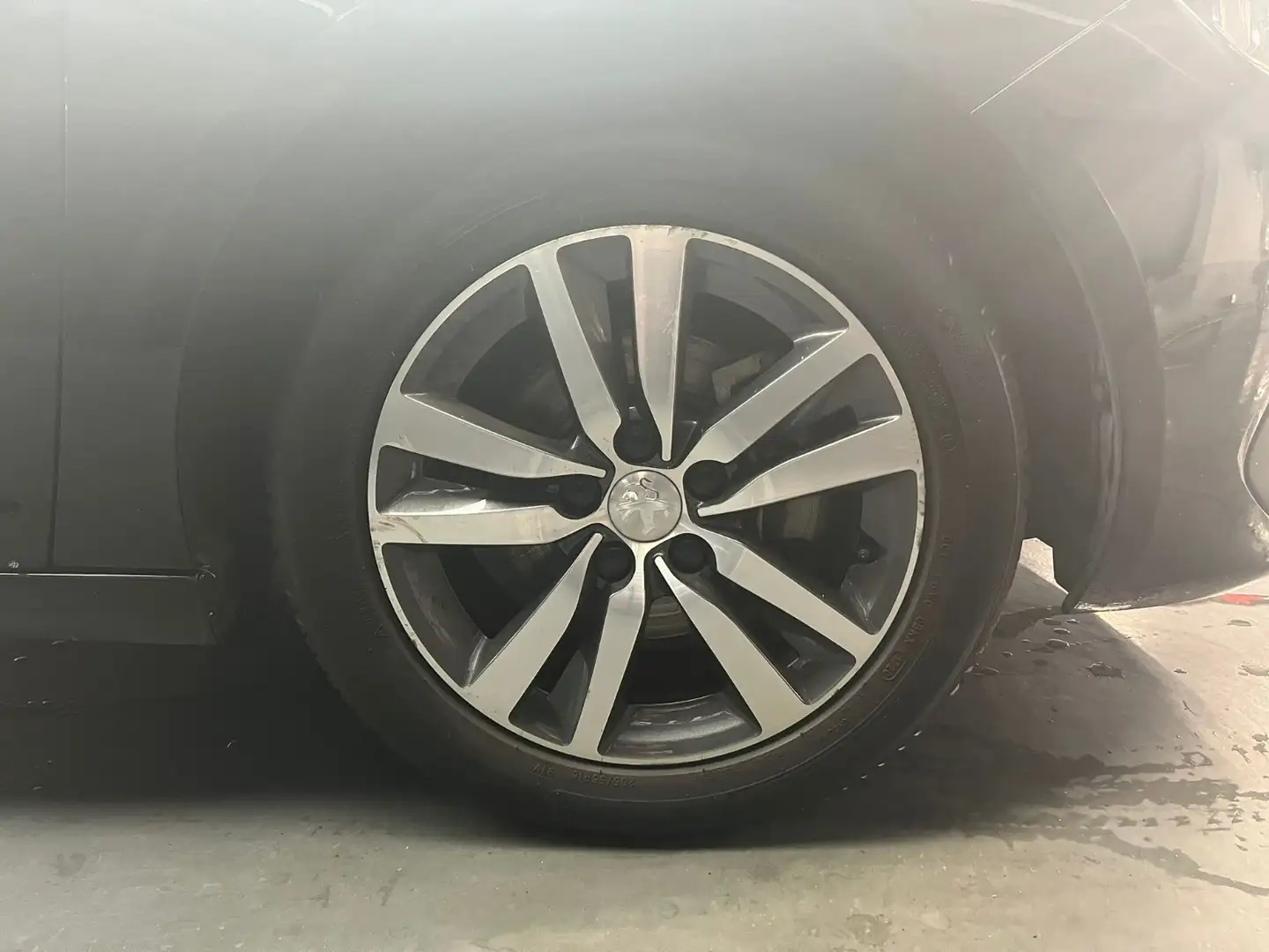 Peugeot 308 Allure Business Noir - 2