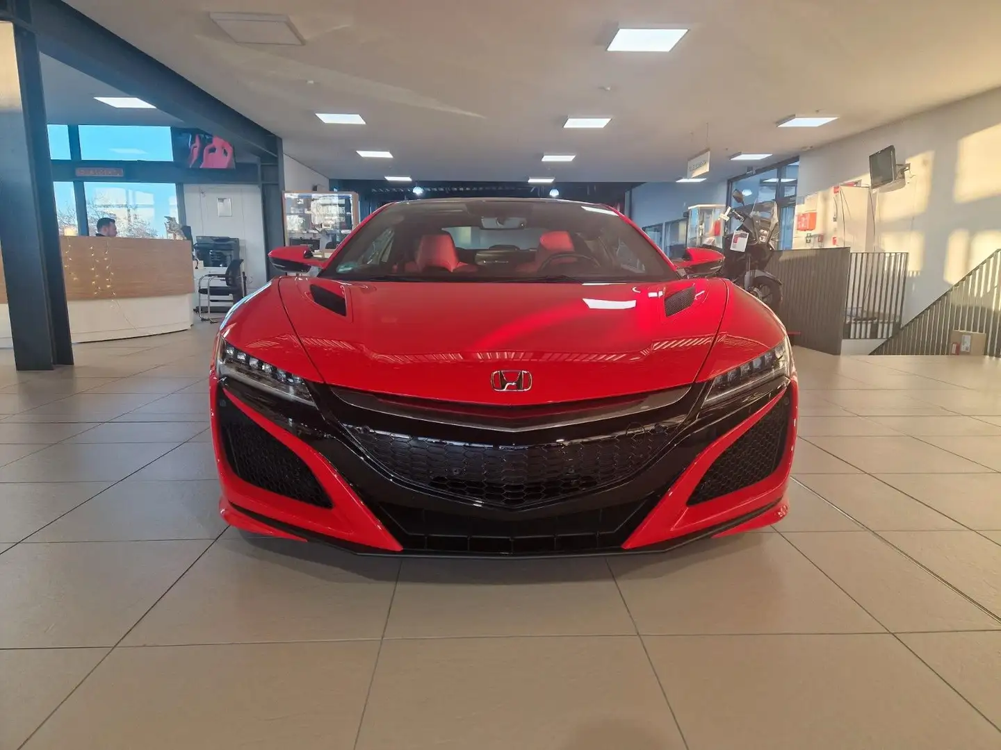 Honda NSX 3.5 Turbo Hybrid Rot - 2