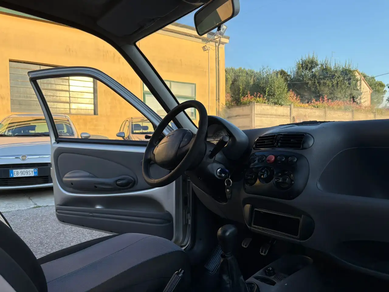 Fiat 600S, foto 11