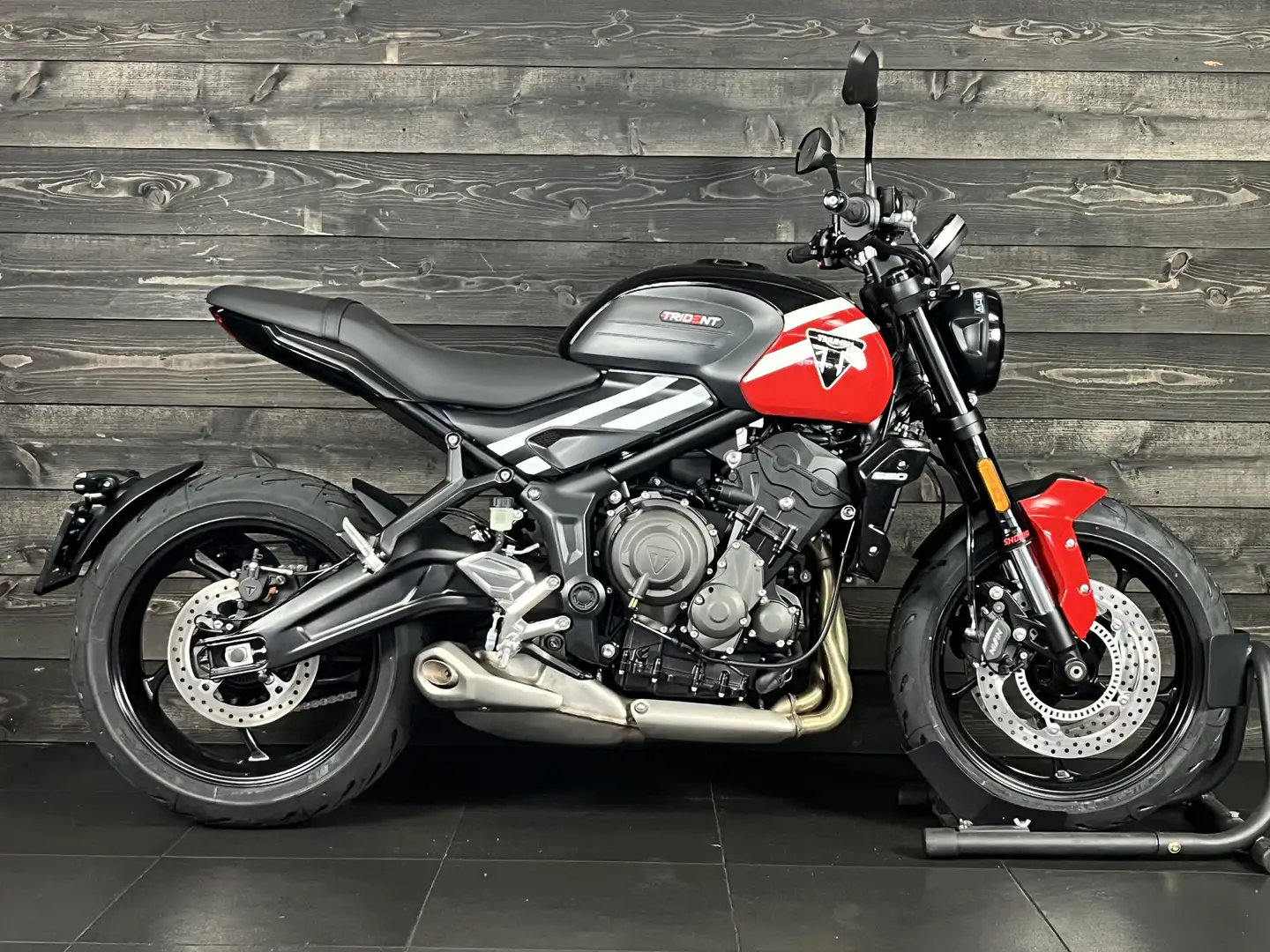 Triumph Trident 660 2025 DIABLO RED Rood - 1