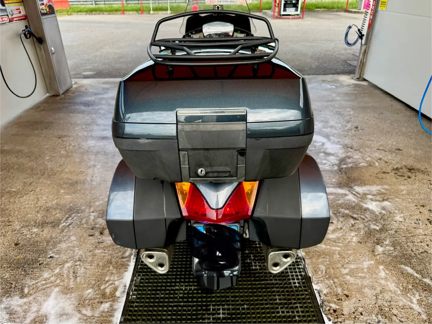 Honda ST 1300 frecce dinamiche - 2