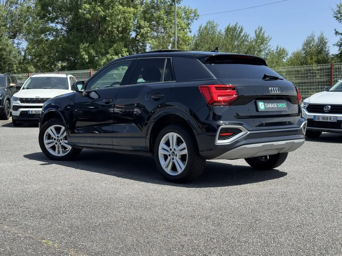 Audi Q2 35 TFSI 150 S tronic 7 Design Noir - 2