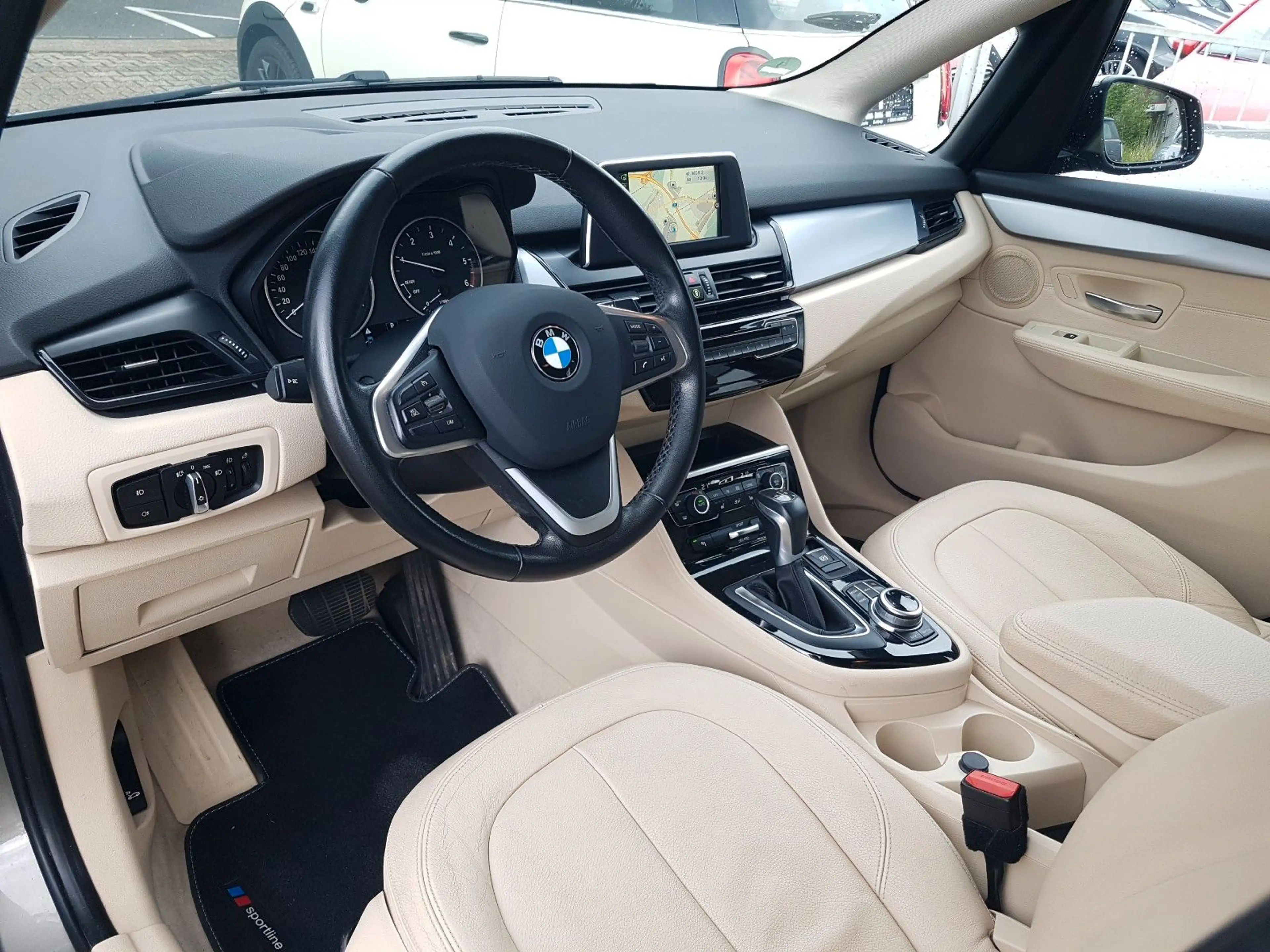 BMW 216 Advantage Aut. Navi AHK Leder — photo 11