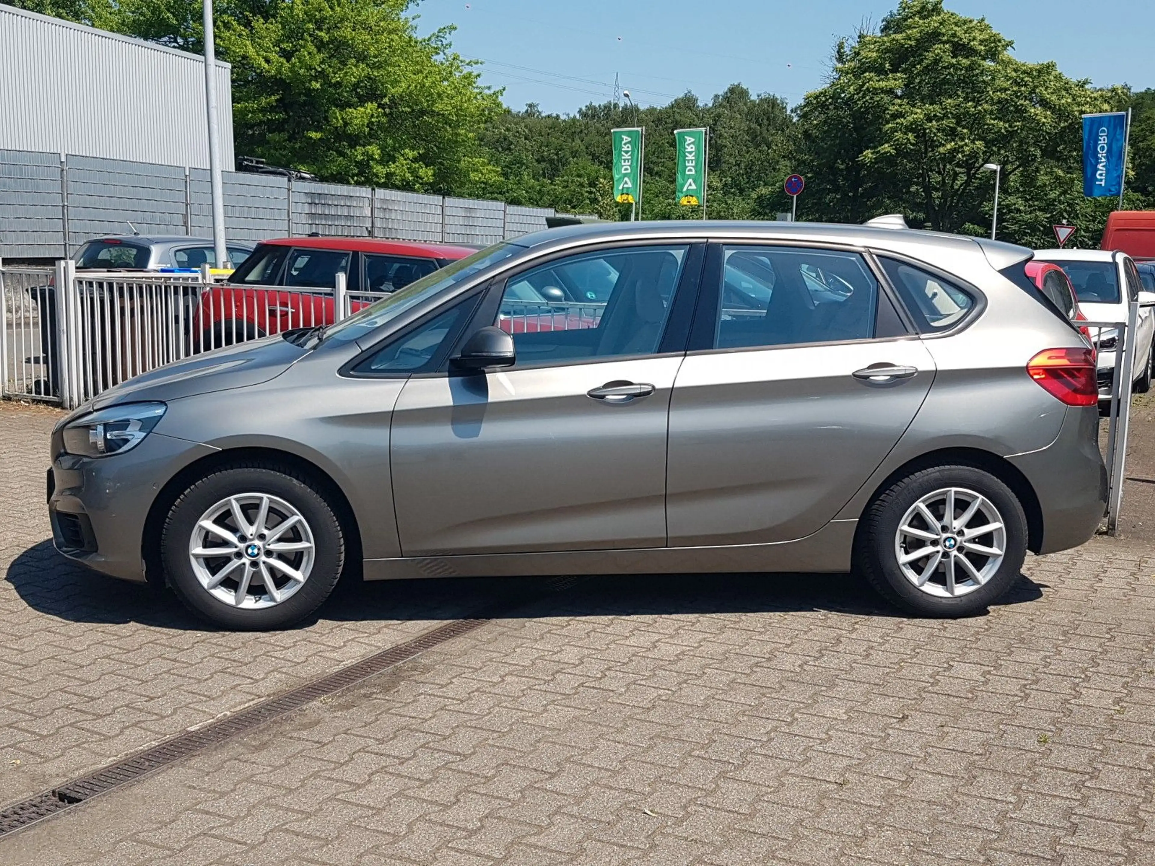 BMW 216 Advantage Aut. Navi AHK Leder — photo 3