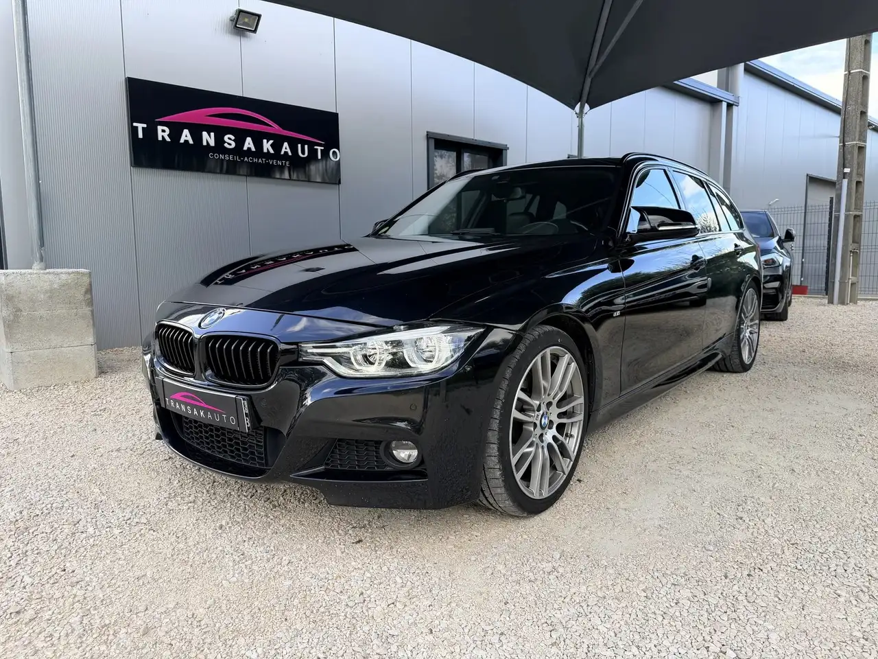 BMW 330