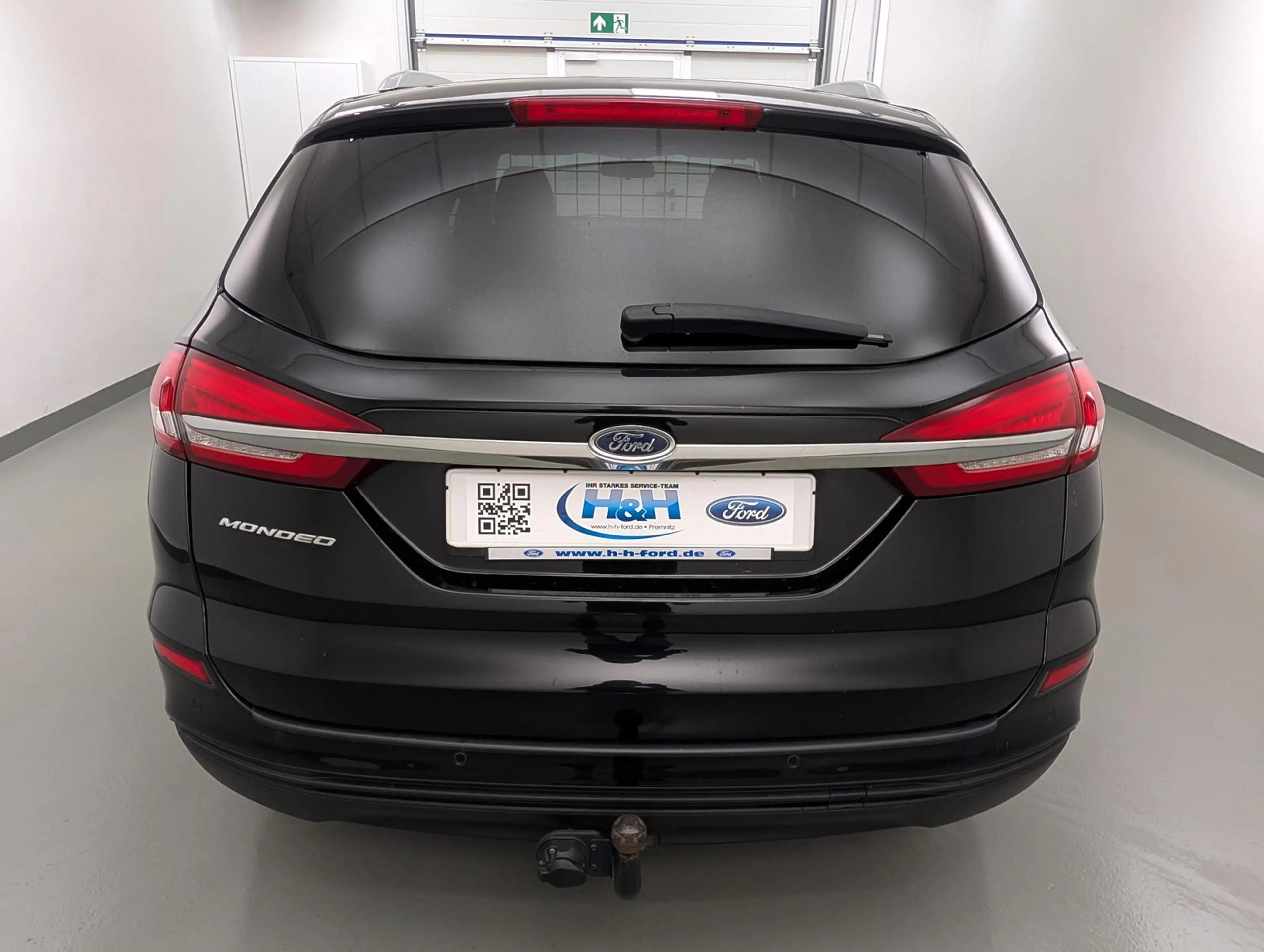 Ford Mondeo Turnier 1.5 EcoB Aut Business Ed. SHZ+GJR — photo 5