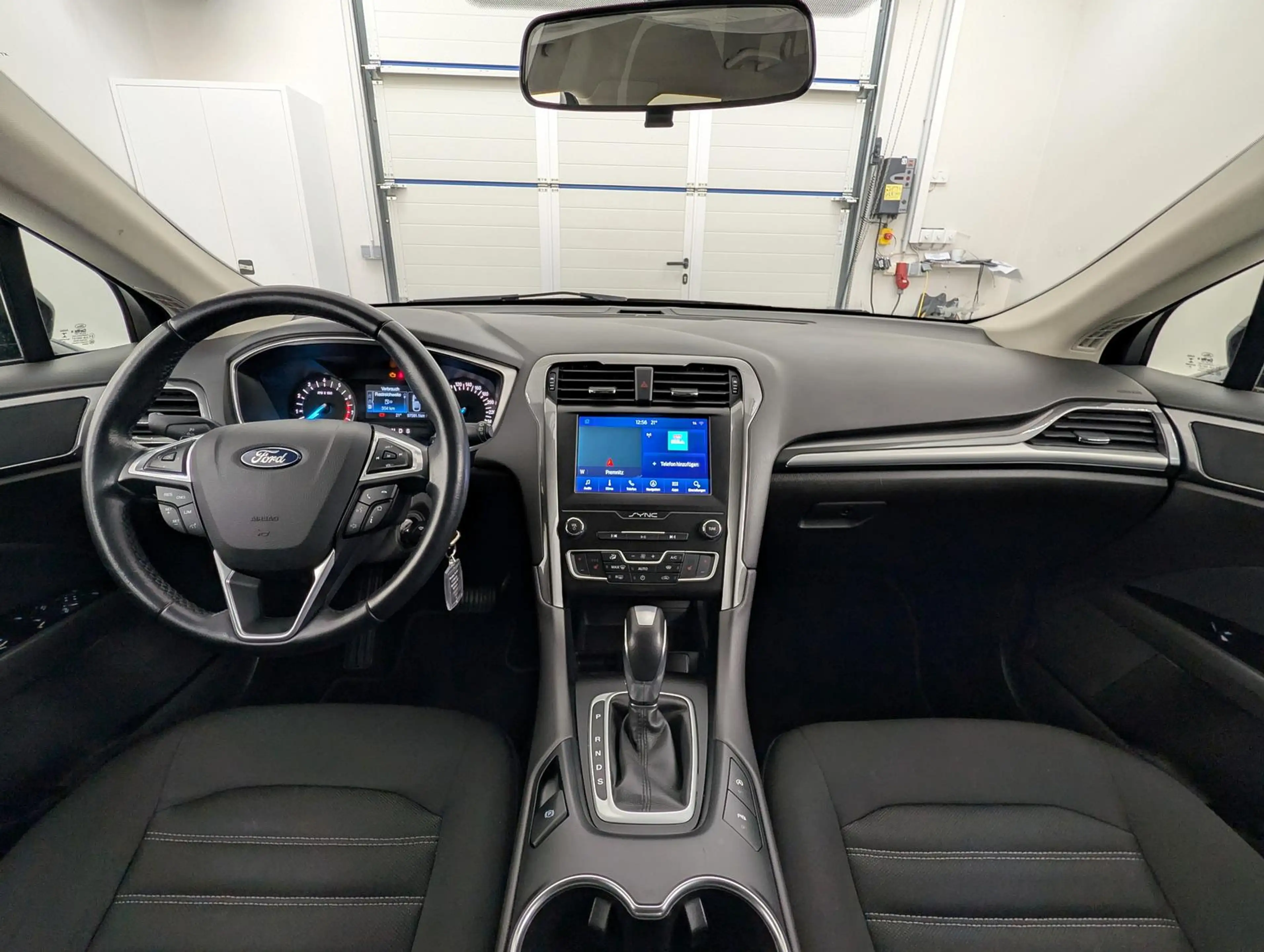 Ford Mondeo Turnier 1.5 EcoB Aut Business Ed. SHZ+GJR — photo 13