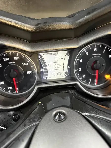 Yamaha X-Max 300 - foto 3