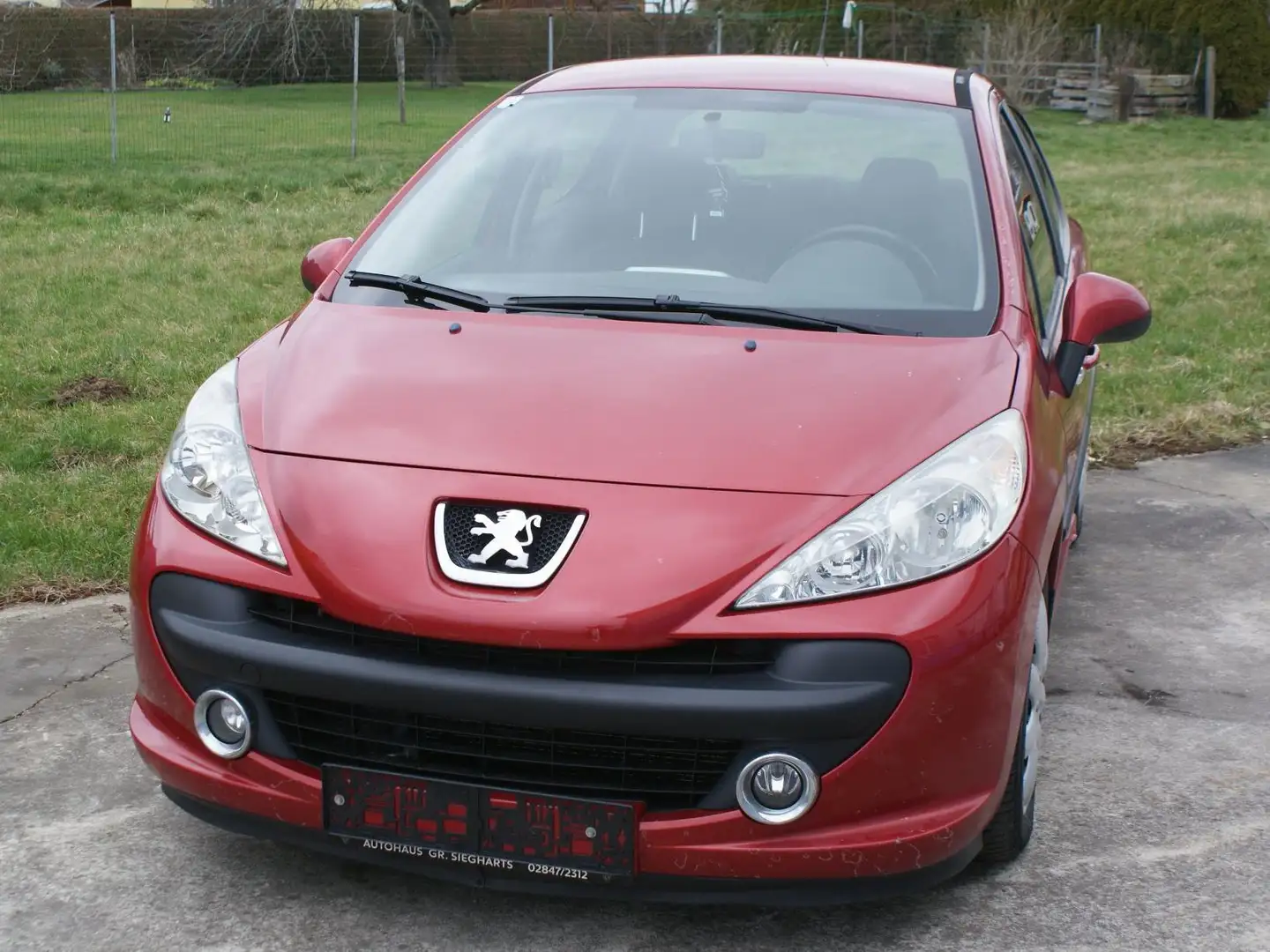 Peugeot 207 207 Active 1,6 HDi 90 Active Rot - 1