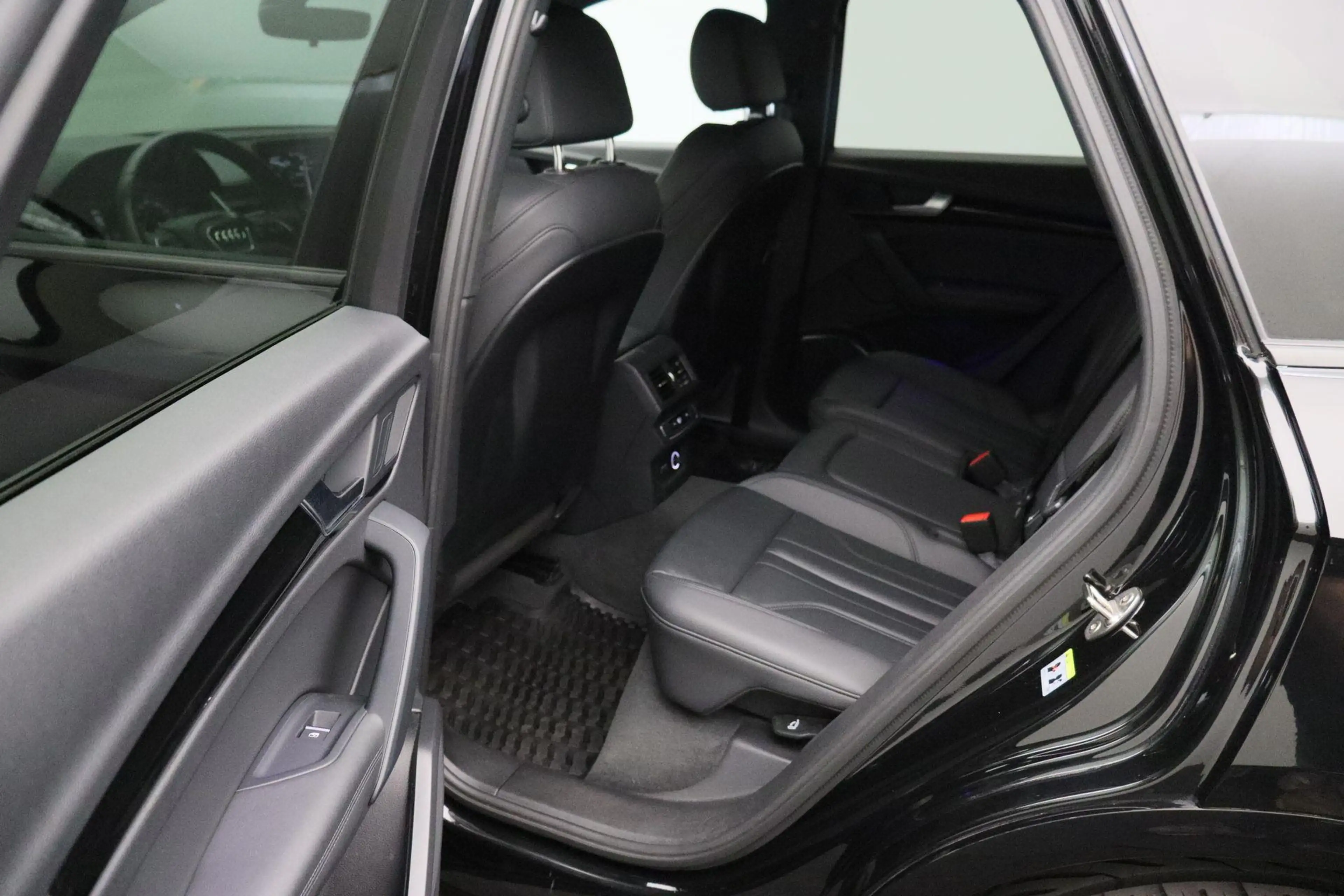 Audi Q5 55 TFSI e quattro Competition 2019 S-Line | Ledere — photo 24