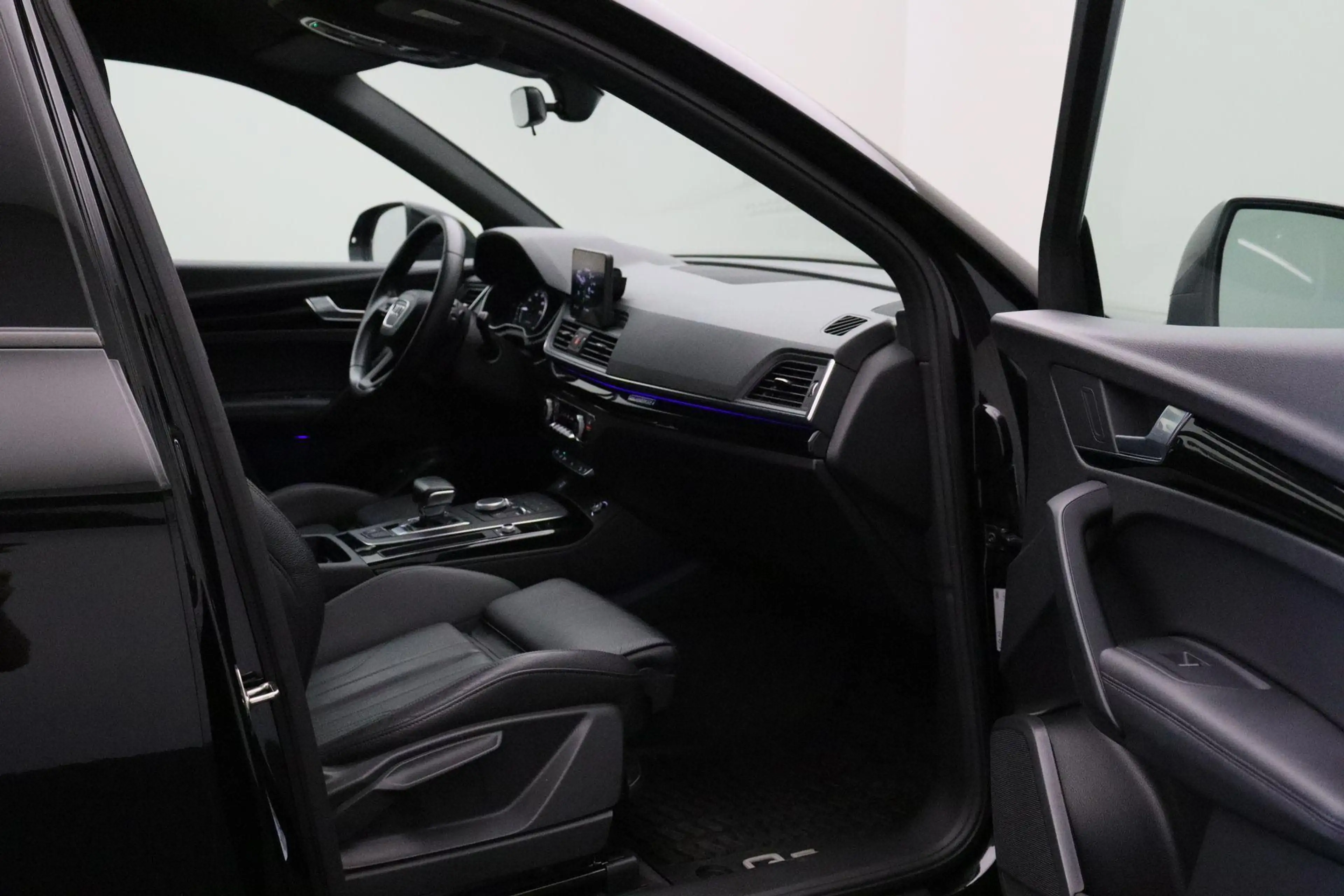 Audi Q5 55 TFSI e quattro Competition 2019 S-Line | Ledere — photo 21