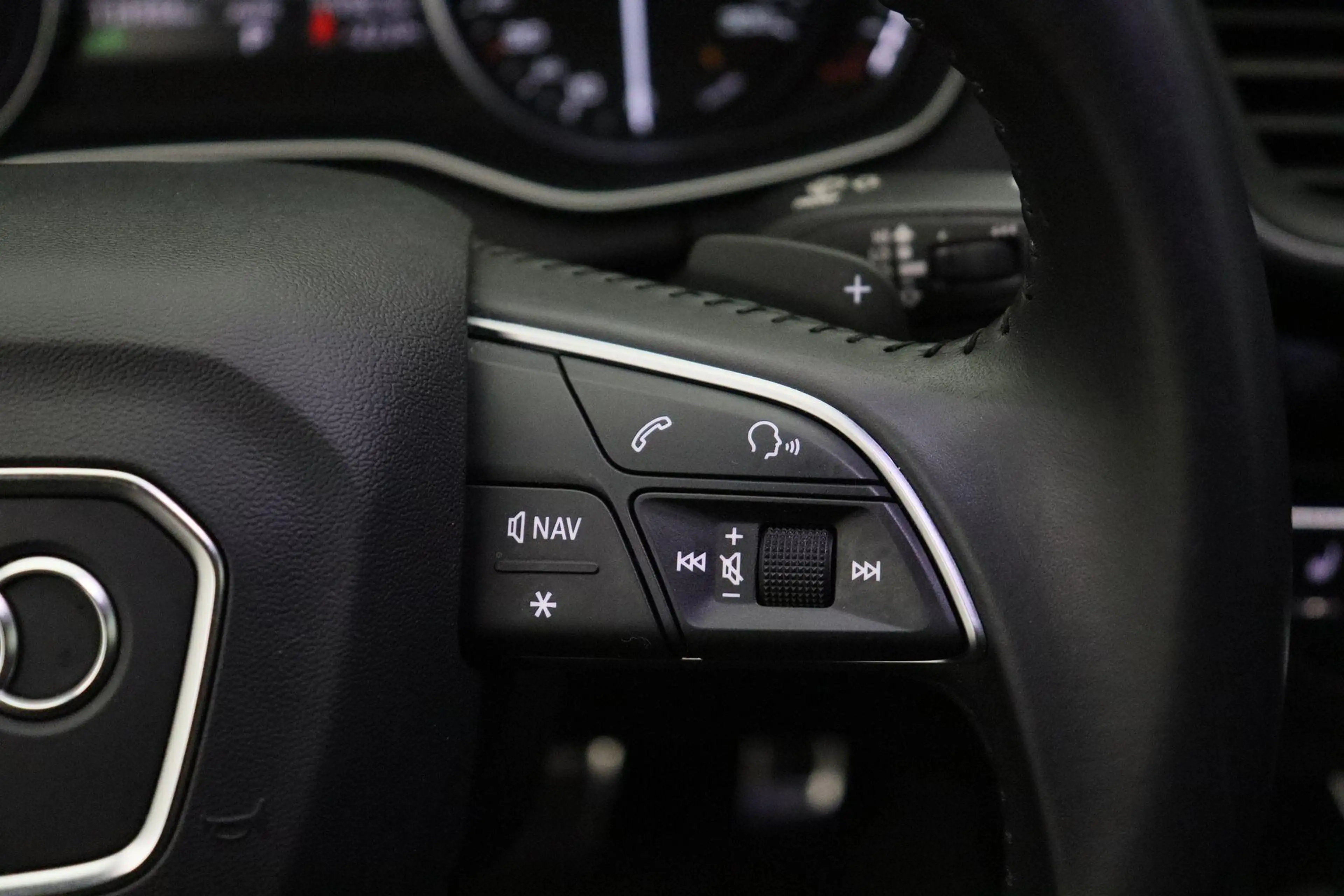 Audi Q5 55 TFSI e quattro Competition 2019 S-Line | Ledere — photo 32