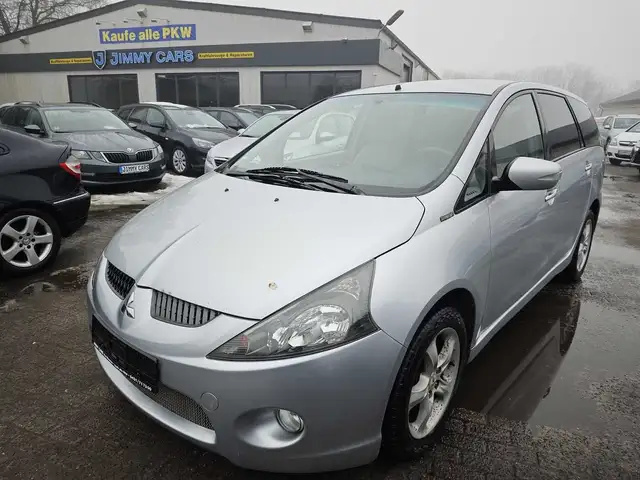 Mitsubishi Grandis 2.4 Invite