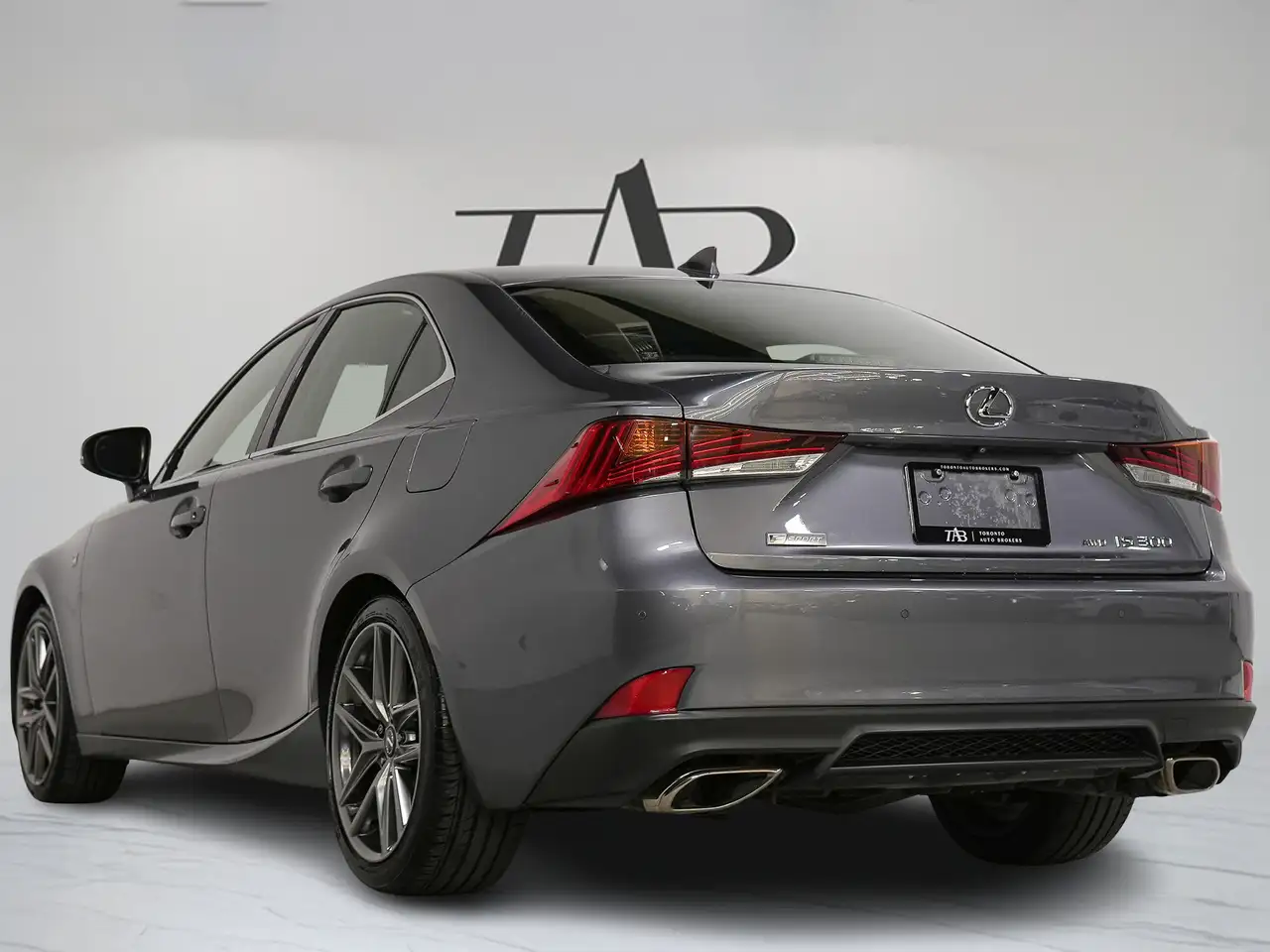 Lexus IS снимка Lexus IS