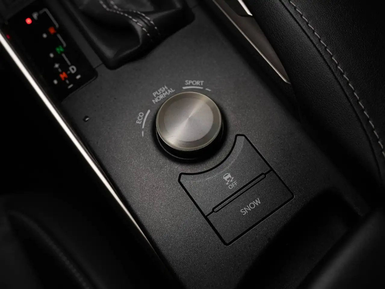 Lexus IS снимка Lexus IS