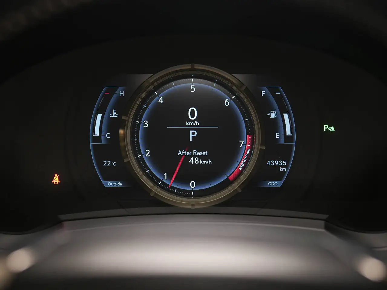 Lexus IS снимка Lexus IS