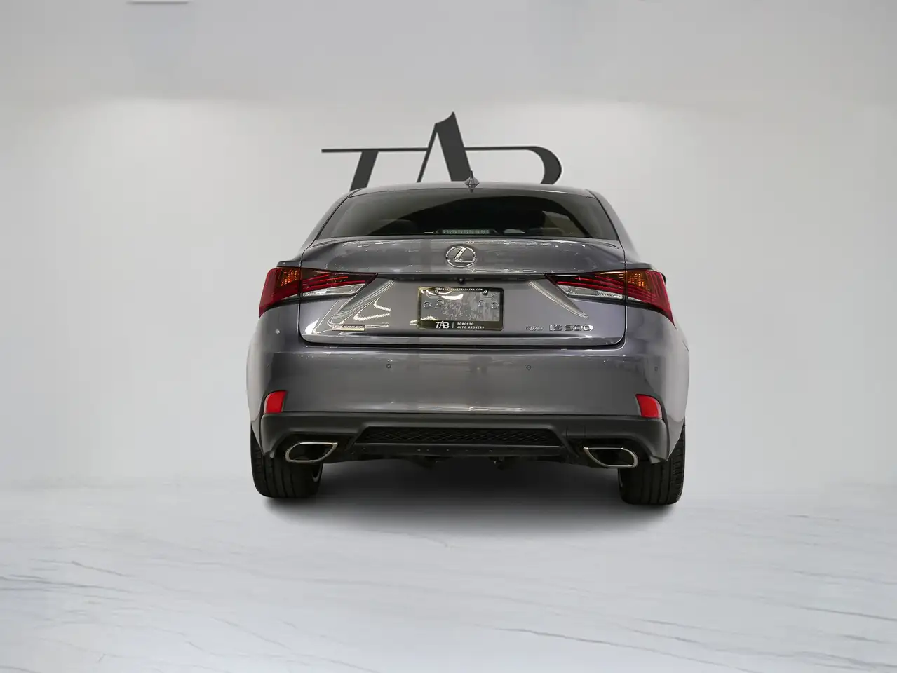 Lexus IS снимка Lexus IS