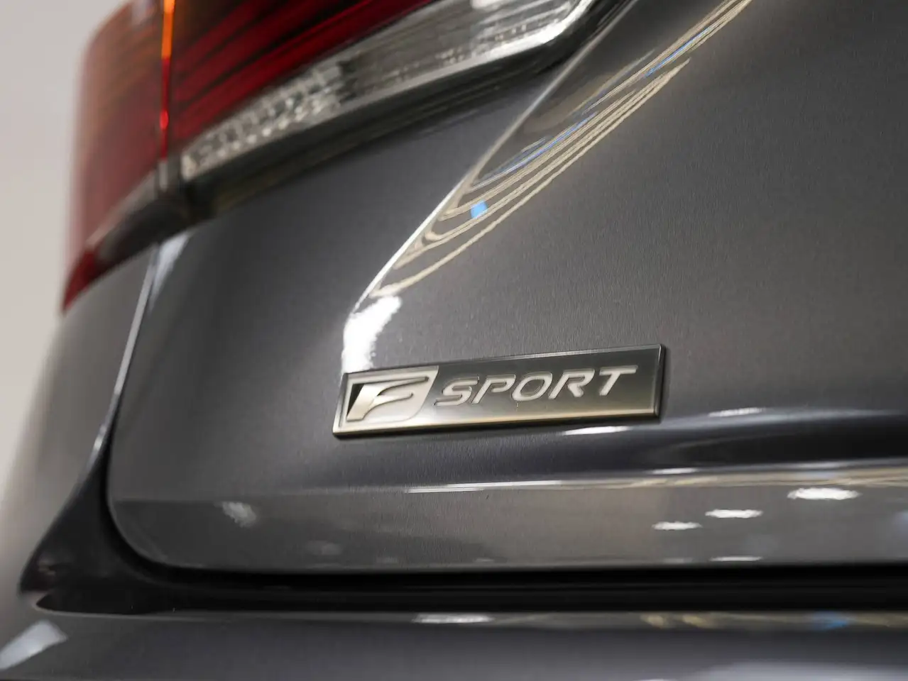 Lexus IS снимка Lexus IS
