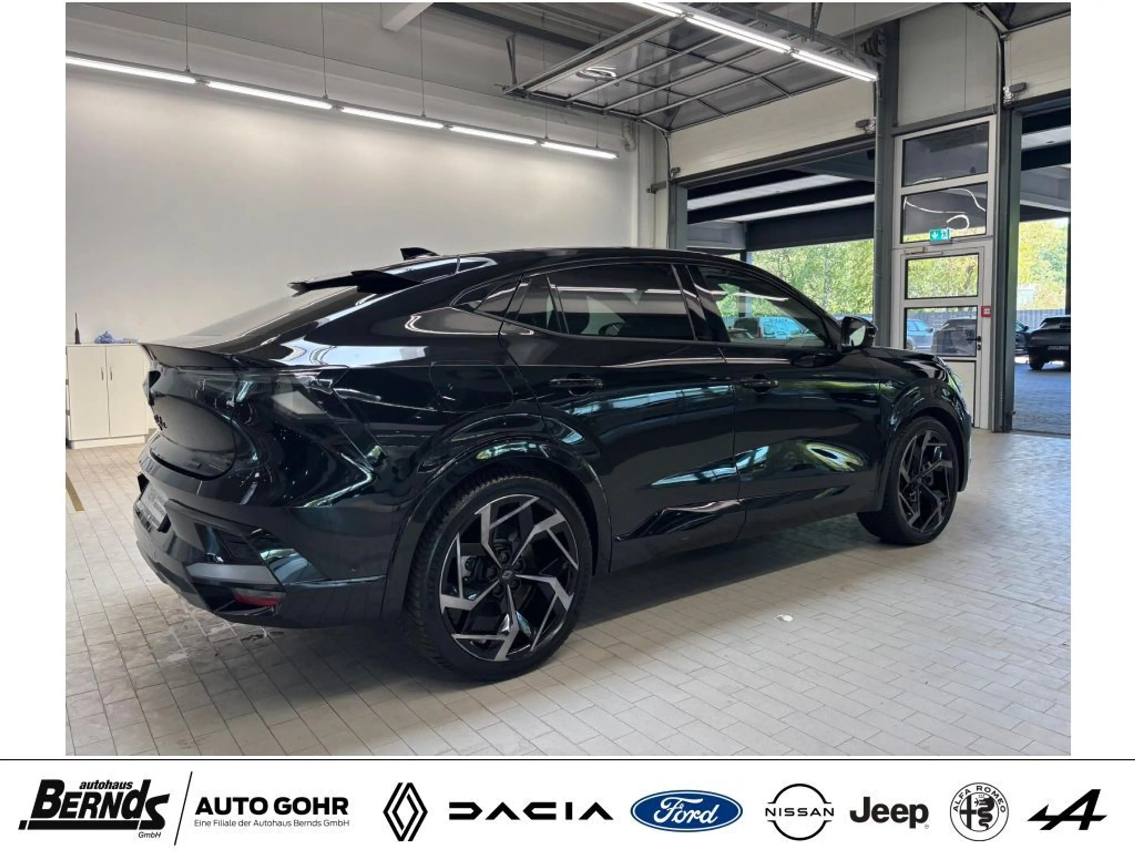 Renault Rafale E-Tech Hyper Plug-in Hybrid 300 4x4 Atelier Alpine — photo 6
