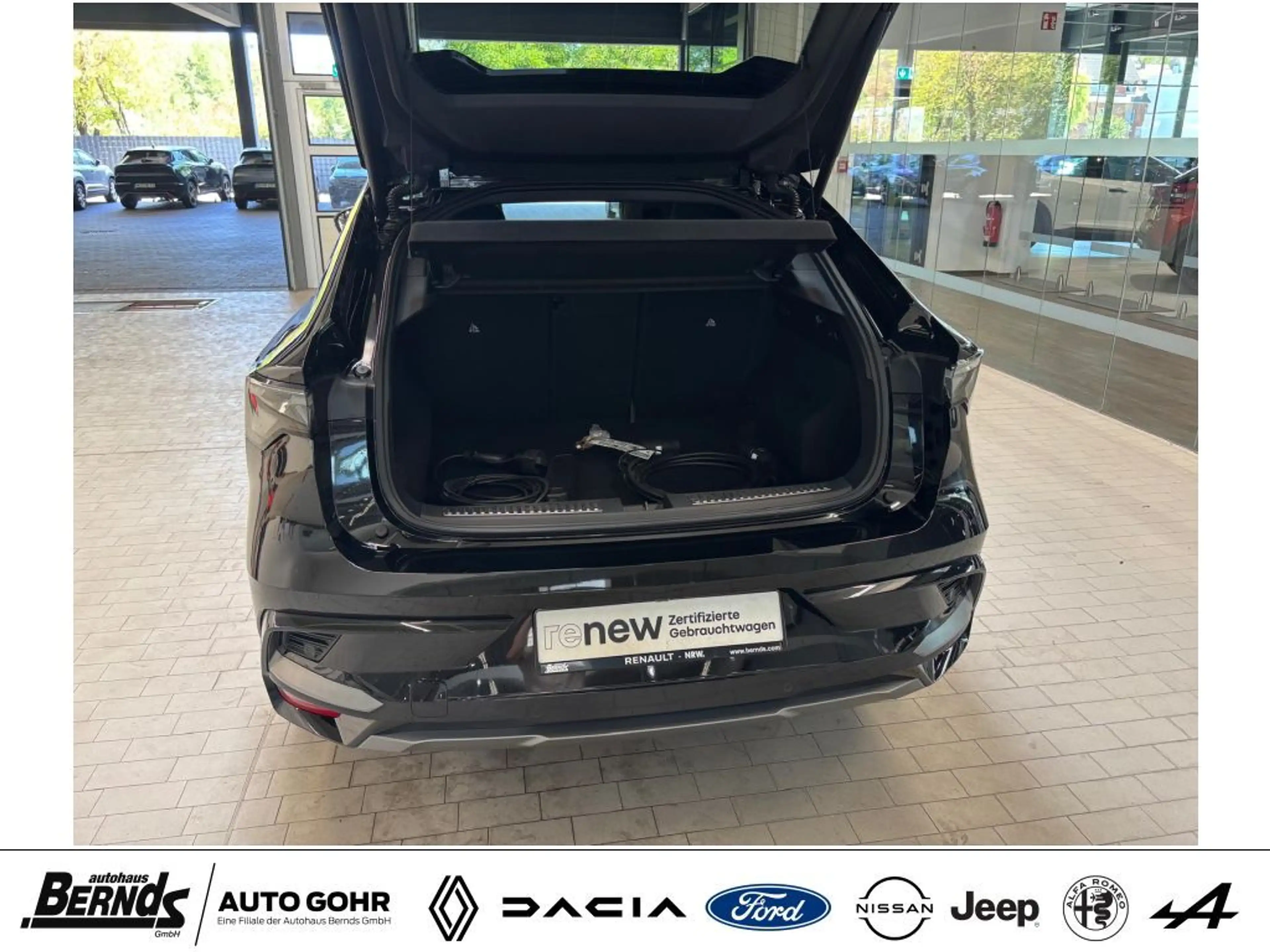 Renault Rafale E-Tech Hyper Plug-in Hybrid 300 4x4 Atelier Alpine — photo 7