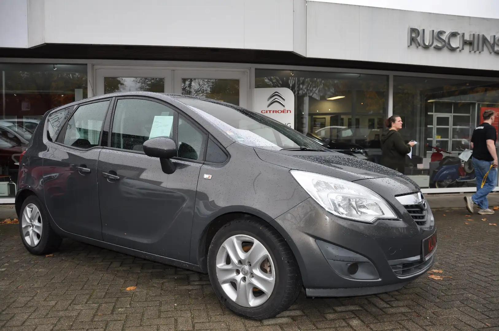 Opel Meriva Meriva 1.4 Klima GanzJahrReifen Gris - 1