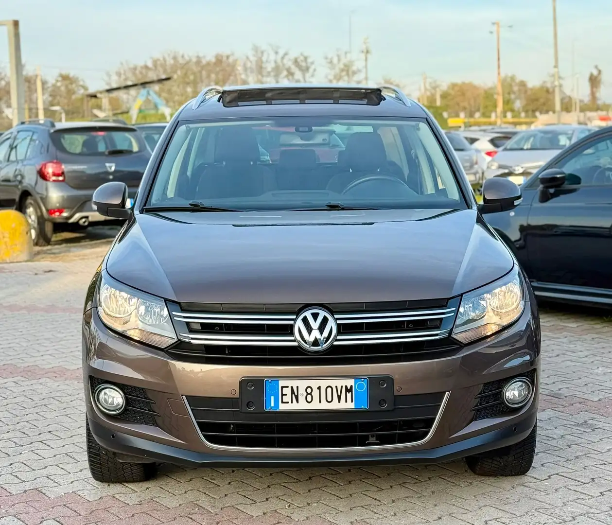 Volkswagen Tiguan 2.0 tdi bm Sport Marrone - 2