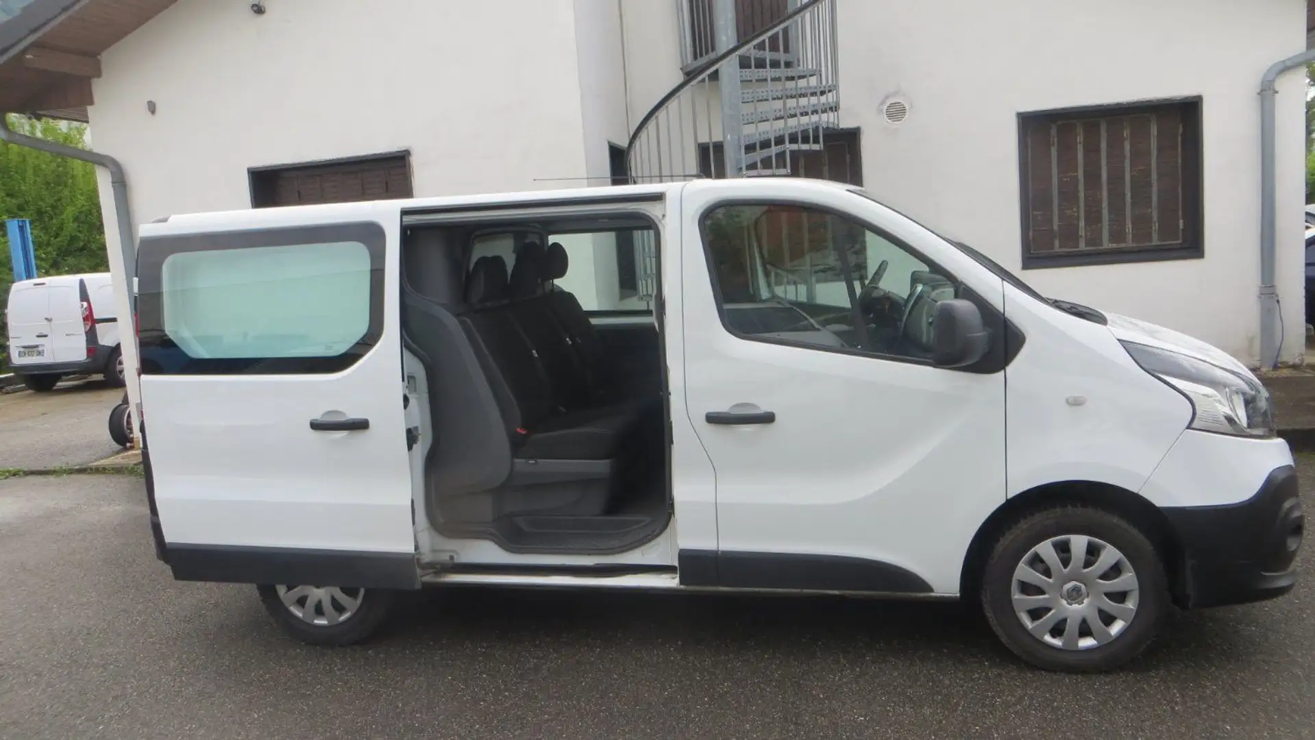 Renault Trafic CA L1H1 DCI 95 GRAND CONFORT , 6 places , 1ere main factures entretiens, Weiß - 1