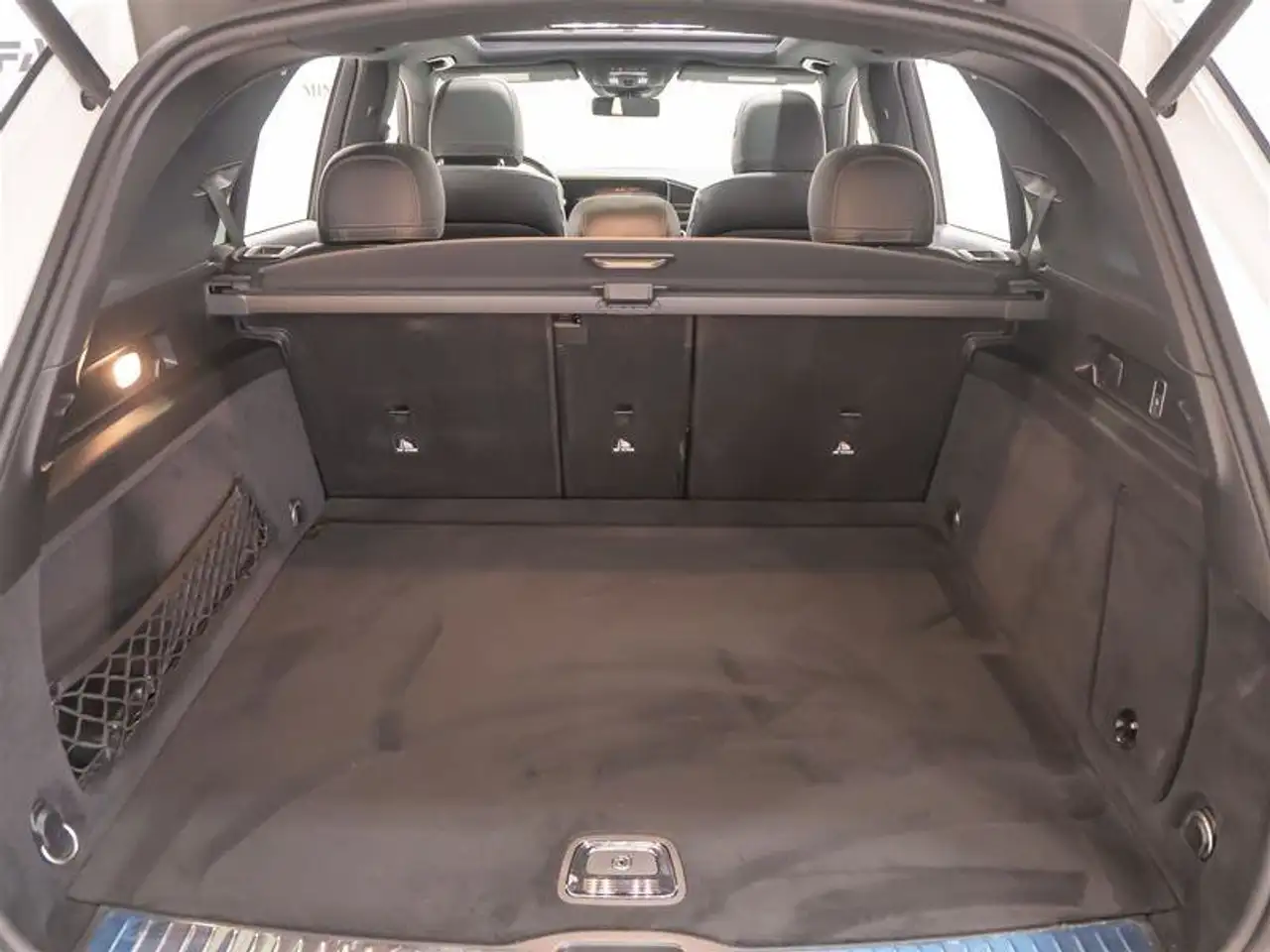Mercedes-Benz GLE снимка Mercedes-Benz GLE
