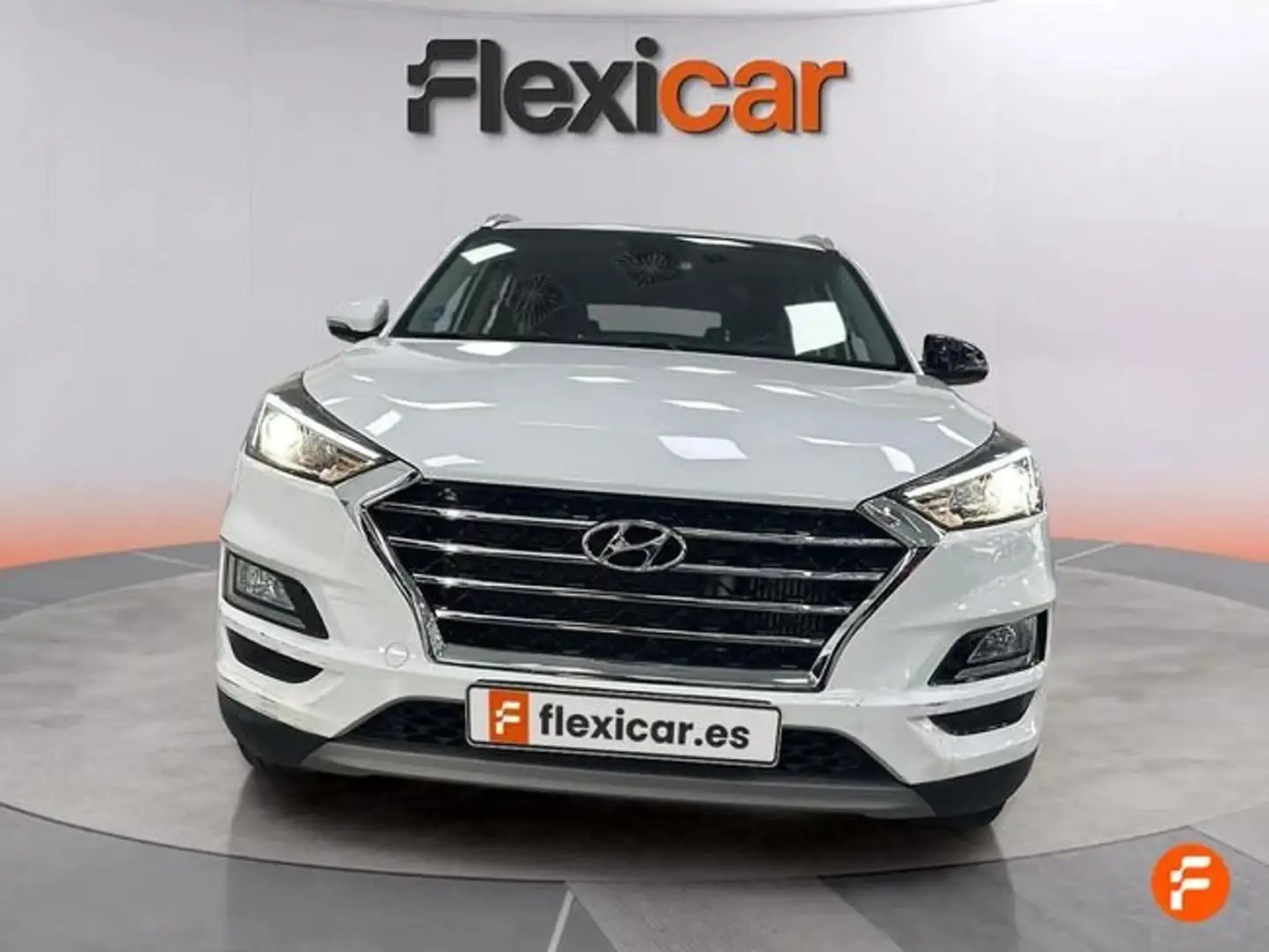 Hyundai TUCSON 1.6 CRDI 85kW (116CV) 48V SLE 4X2 Blanc - 2