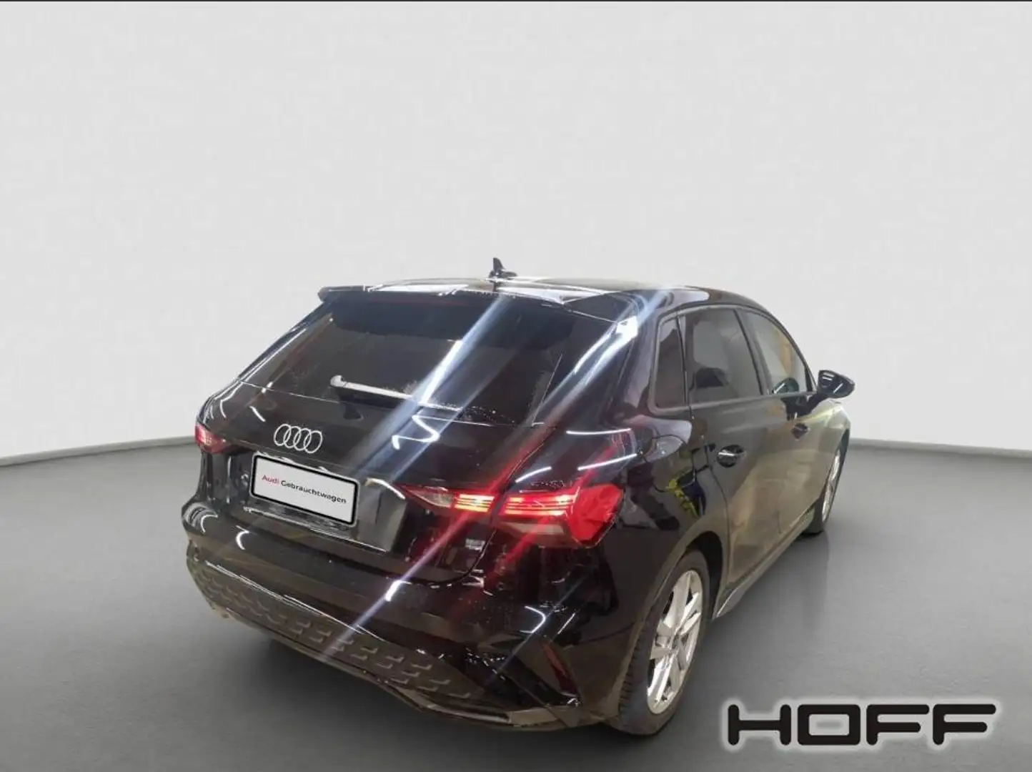 Audi A3 S line 35 TFSI ACC Head UP Kamera Navi Klima Sh 18 Schwarz - 2