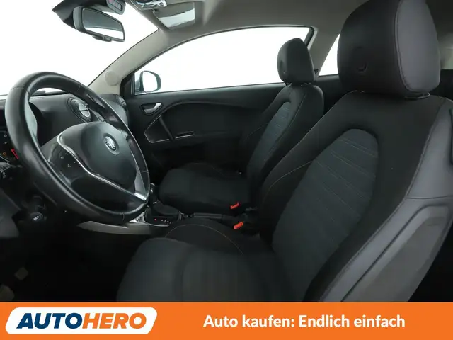 Alfa Romeo Mito view 10