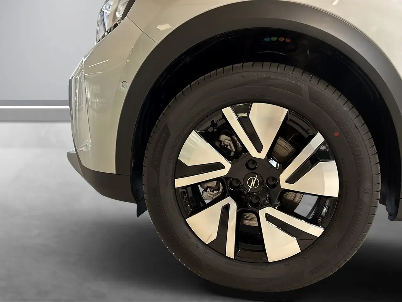 Opel Frontera Ultimate 145PS MHEV 11