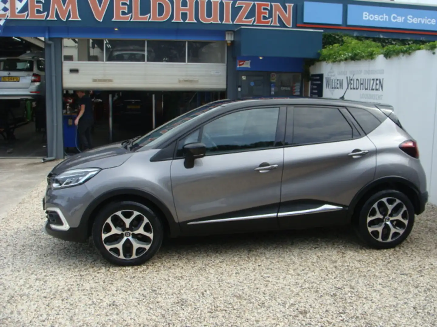 Renault Captur TCe 150pk Automaat Intens Grigio - 2