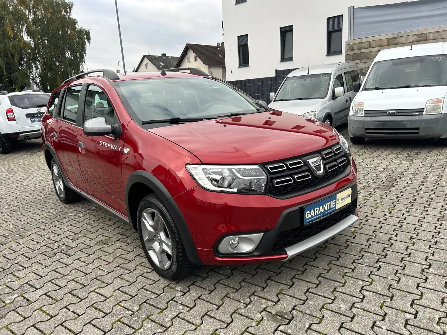 Dacia Logan MCV TCe 90 Kombi Stepway Automatik Rouge - 2