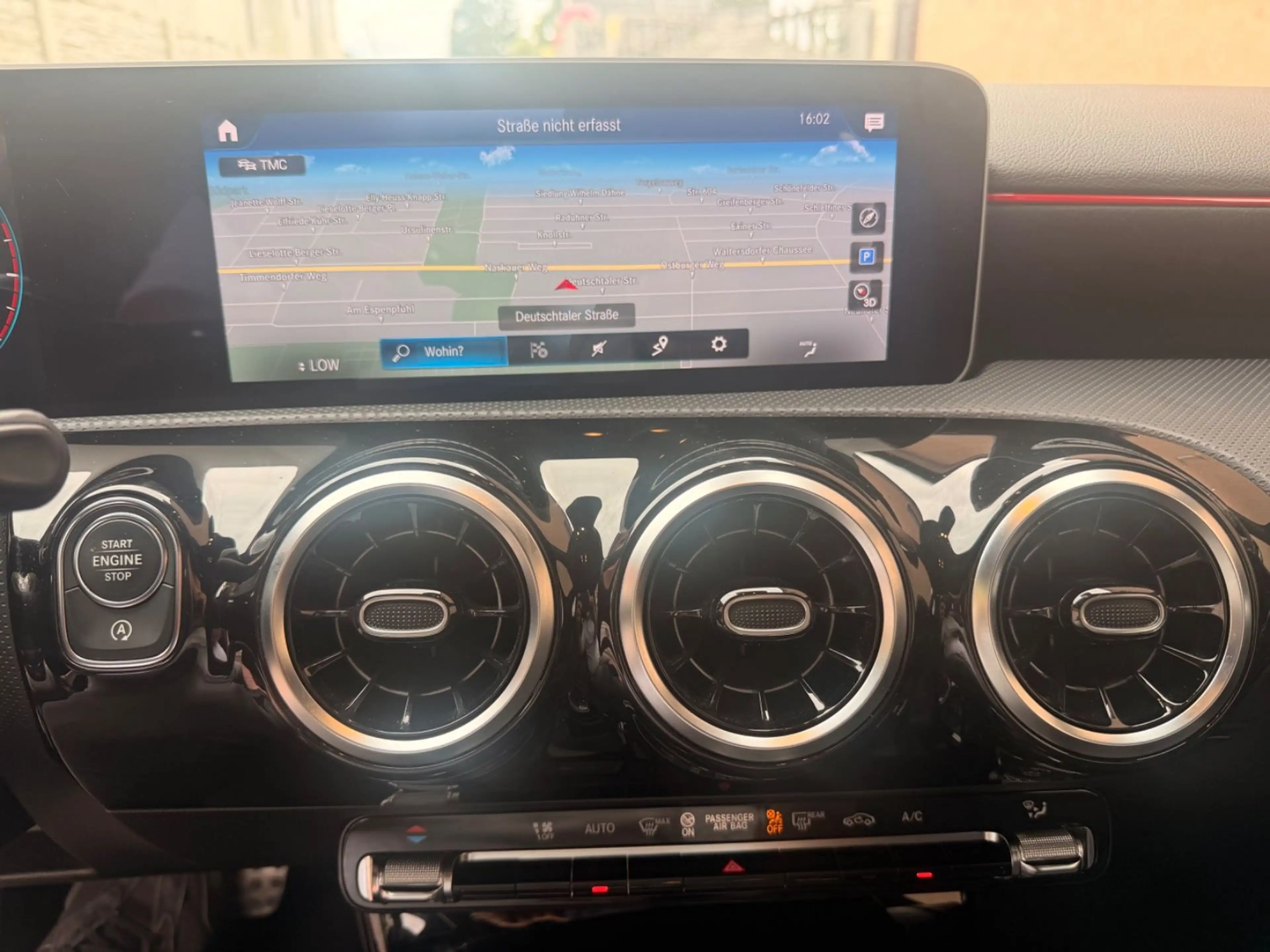 Mercedes-Benz A 250 AMG LINE+AUT+KAMERA+LED+NAVI — photo 10