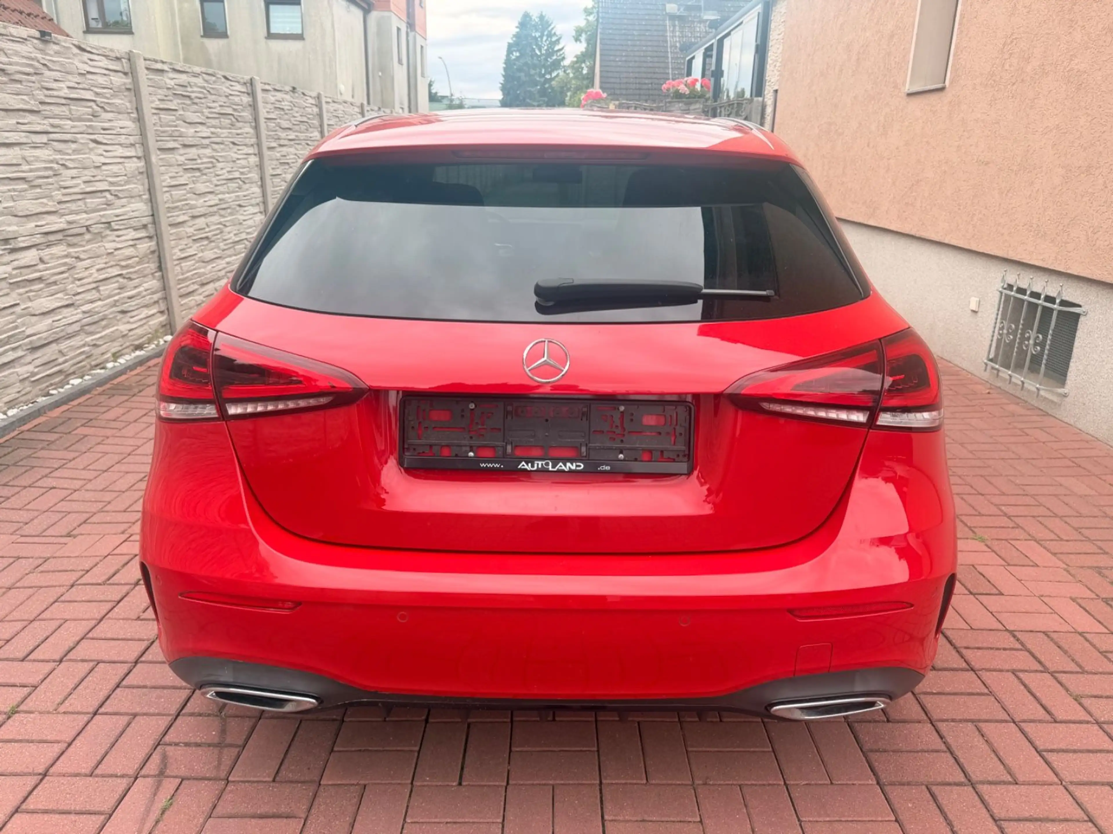 Mercedes-Benz A 250 AMG LINE+AUT+KAMERA+LED+NAVI — photo 5