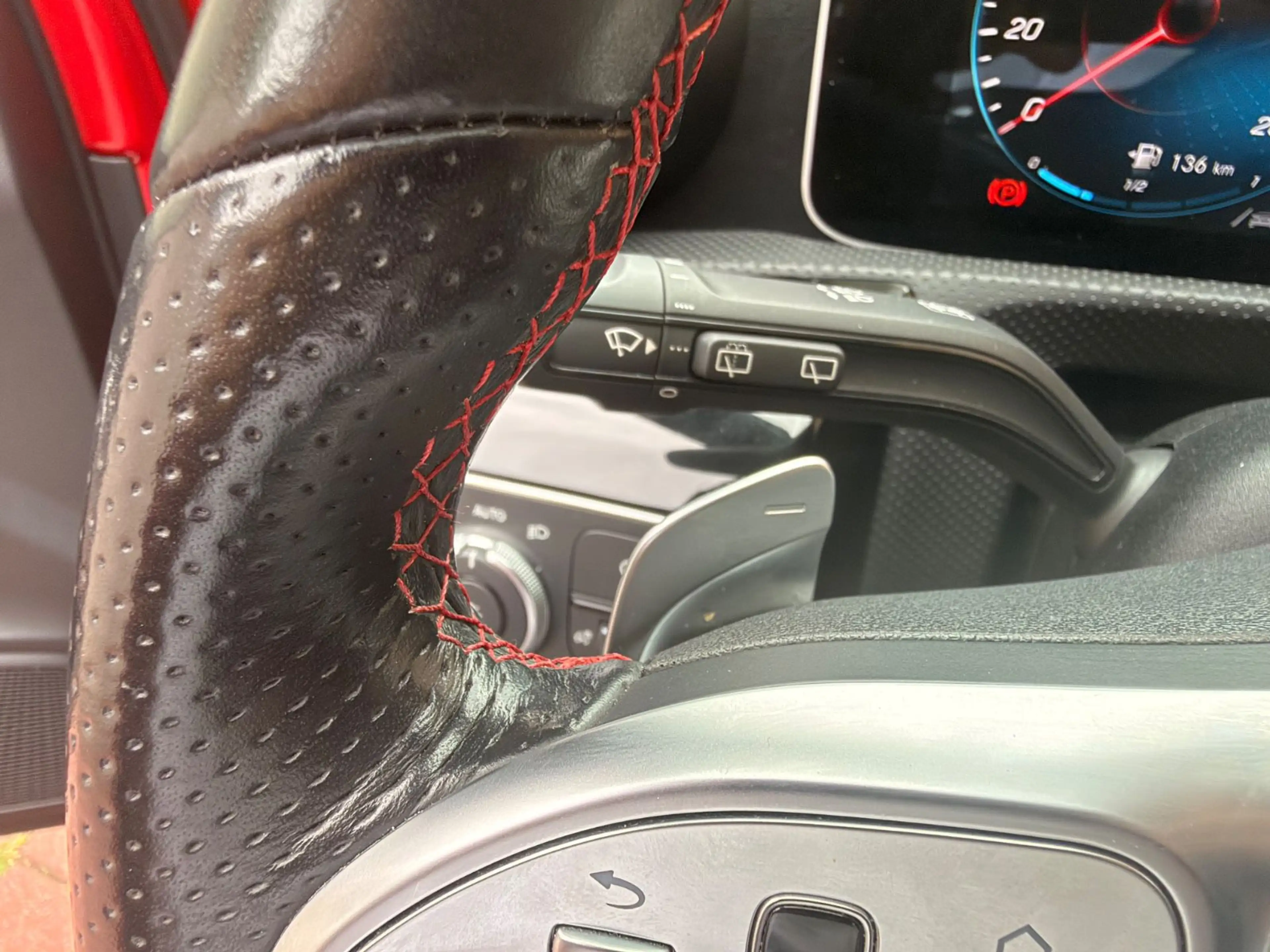 Mercedes-Benz A 250 AMG LINE+AUT+KAMERA+LED+NAVI — photo 14
