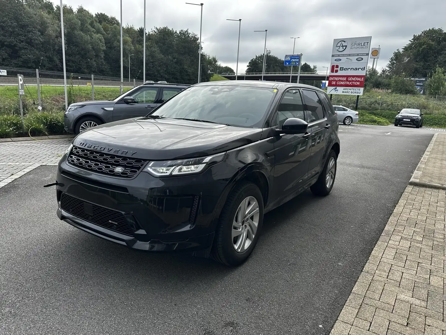 Land Rover Discovery Sport R DYNAMIC S Zwart - 1